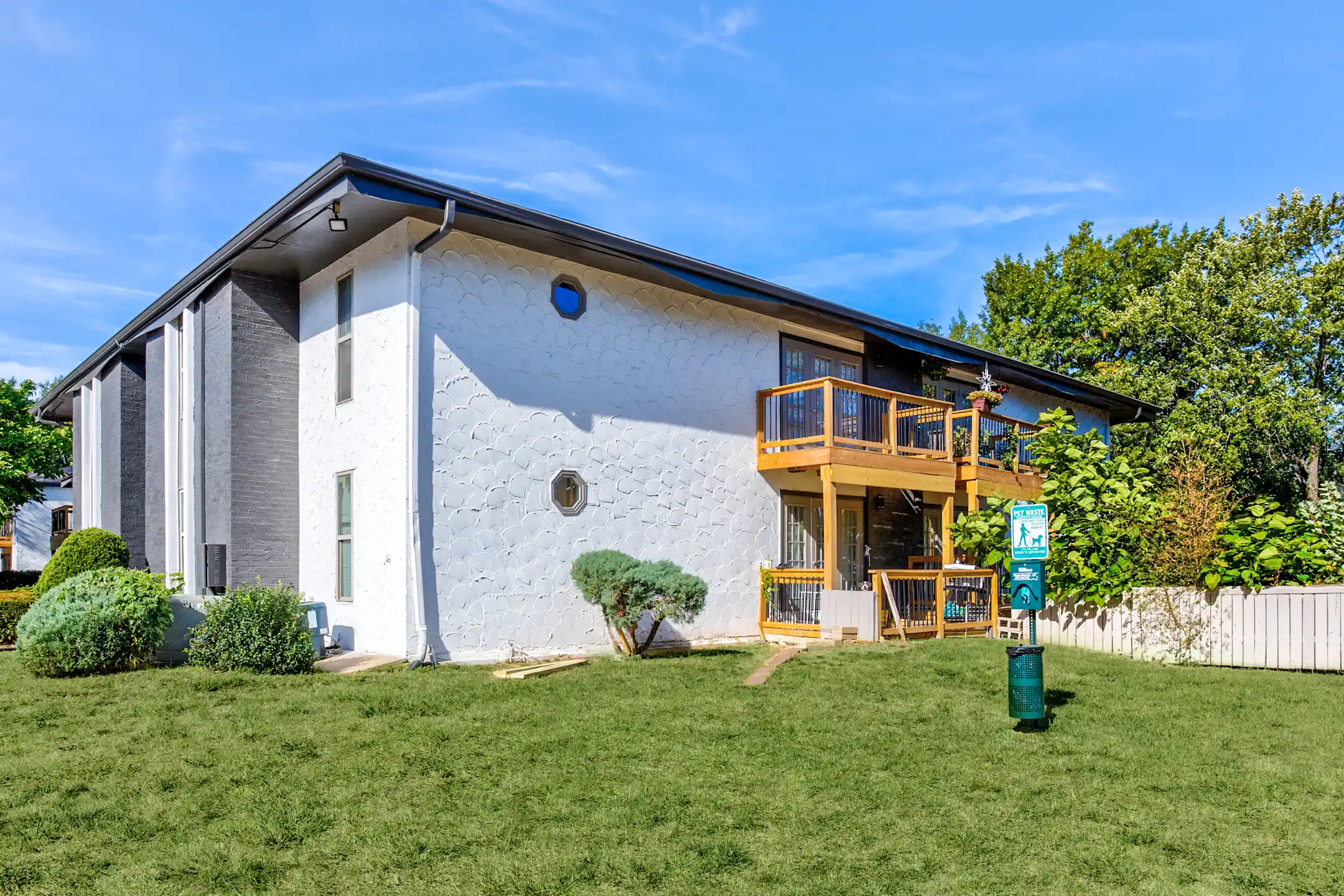 The Onyx at 67 Apartments Shawnee, KS 66203