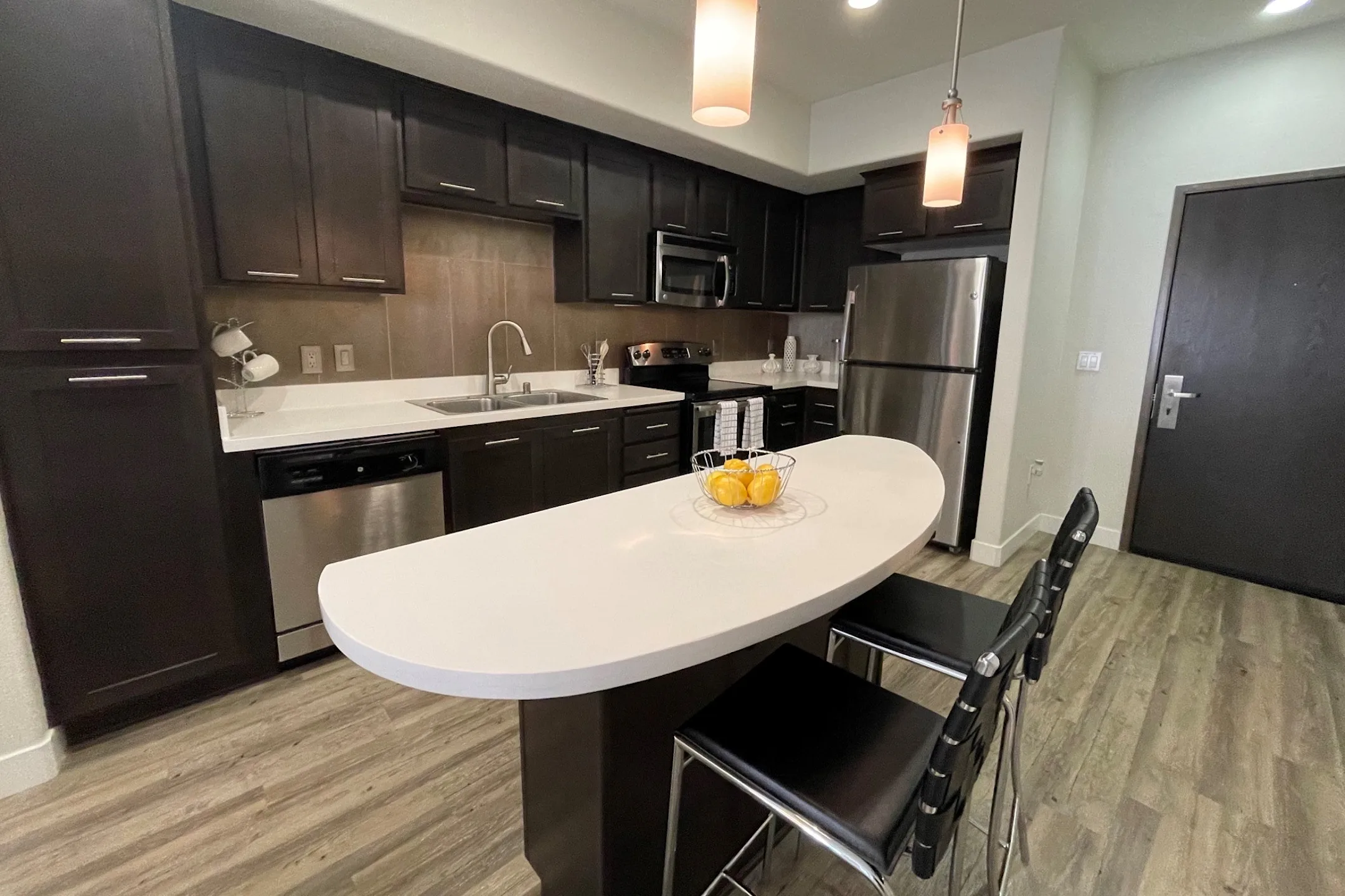 Urbana Apartments San Diego, CA 92101