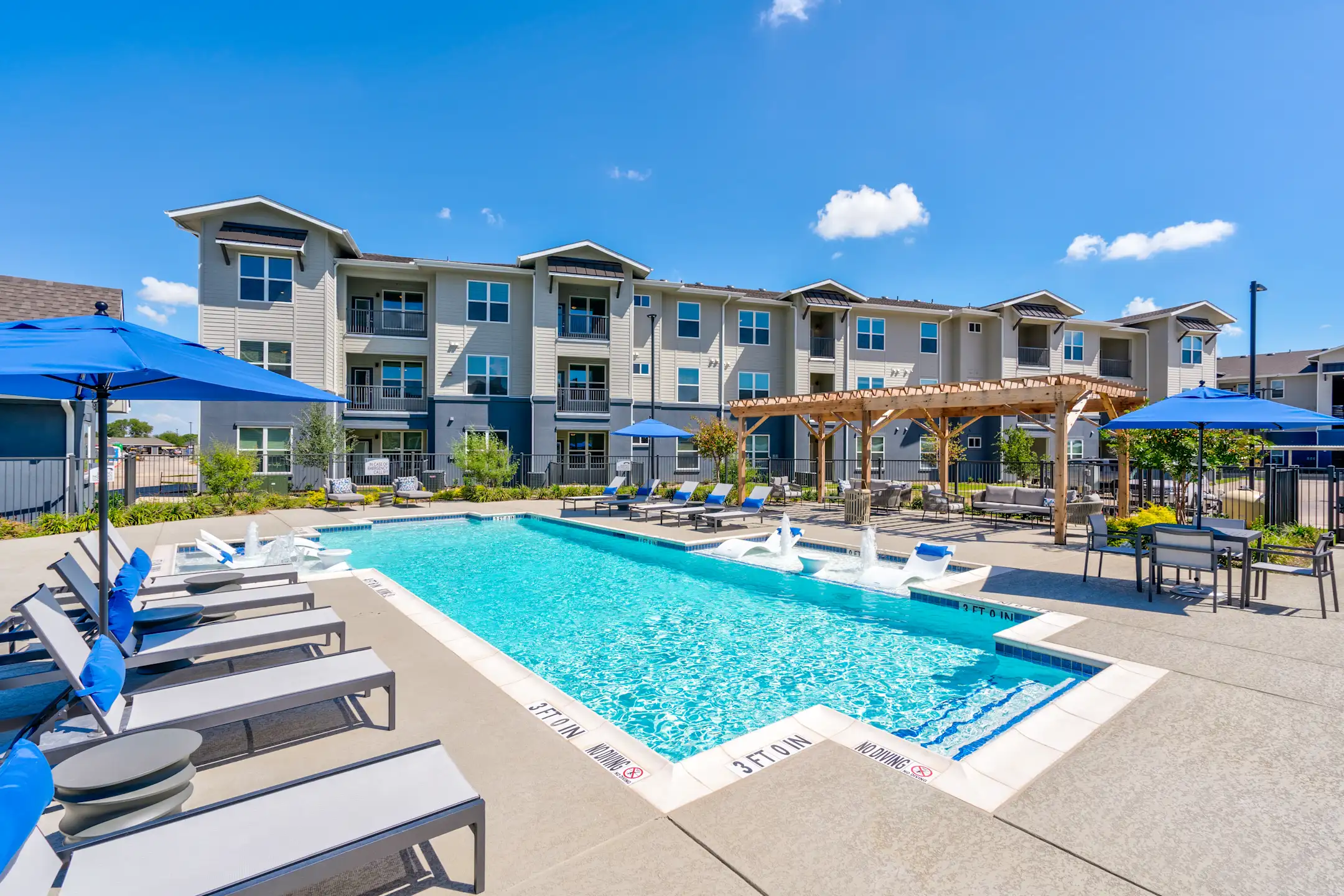 Landmark at Crowley 305 W FM 1187 Crowley, TX Apartments for Rent