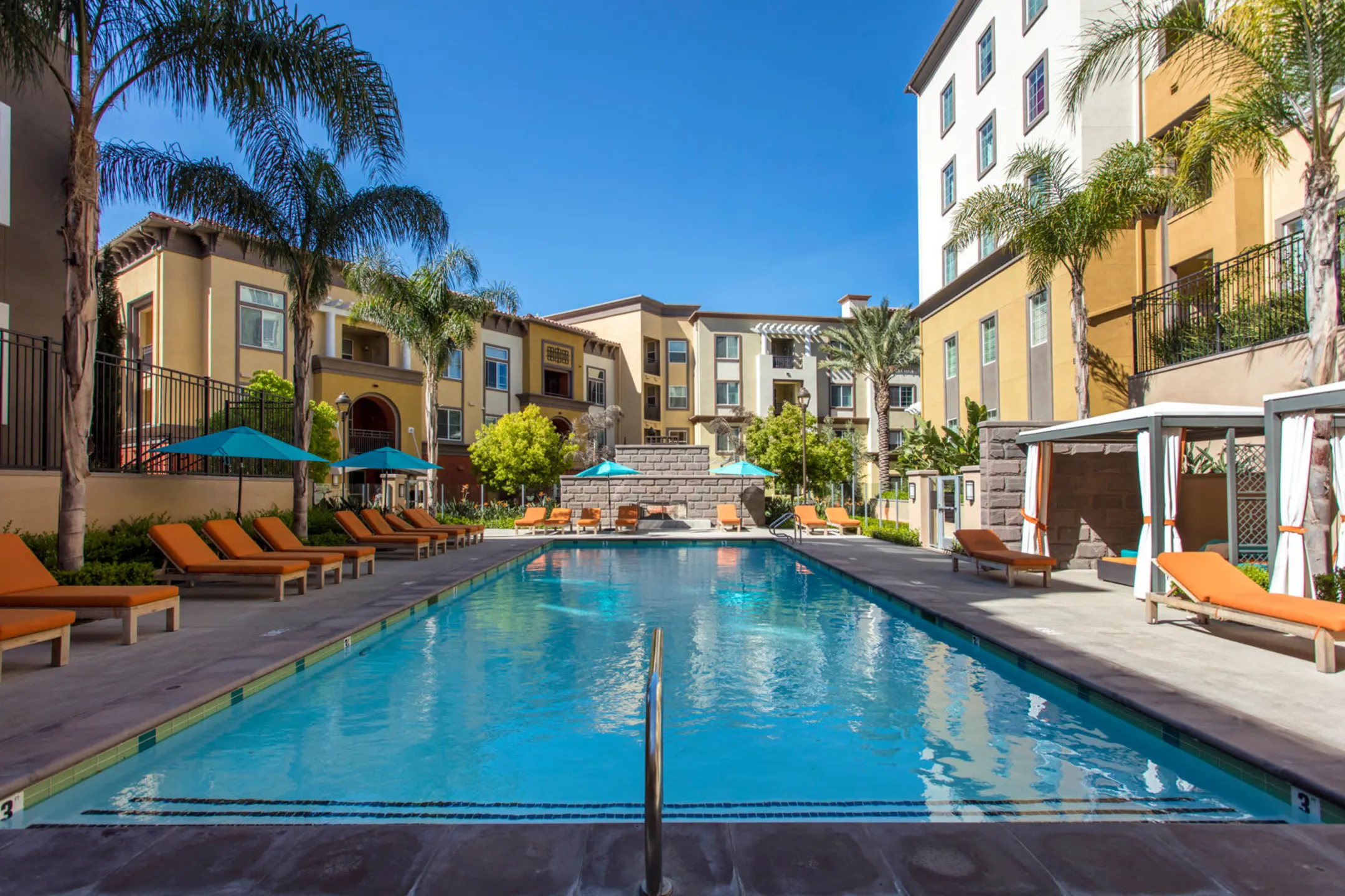 The Boulevard Apartments - 20600 Ventura Blvd | Woodland Hills, CA ...