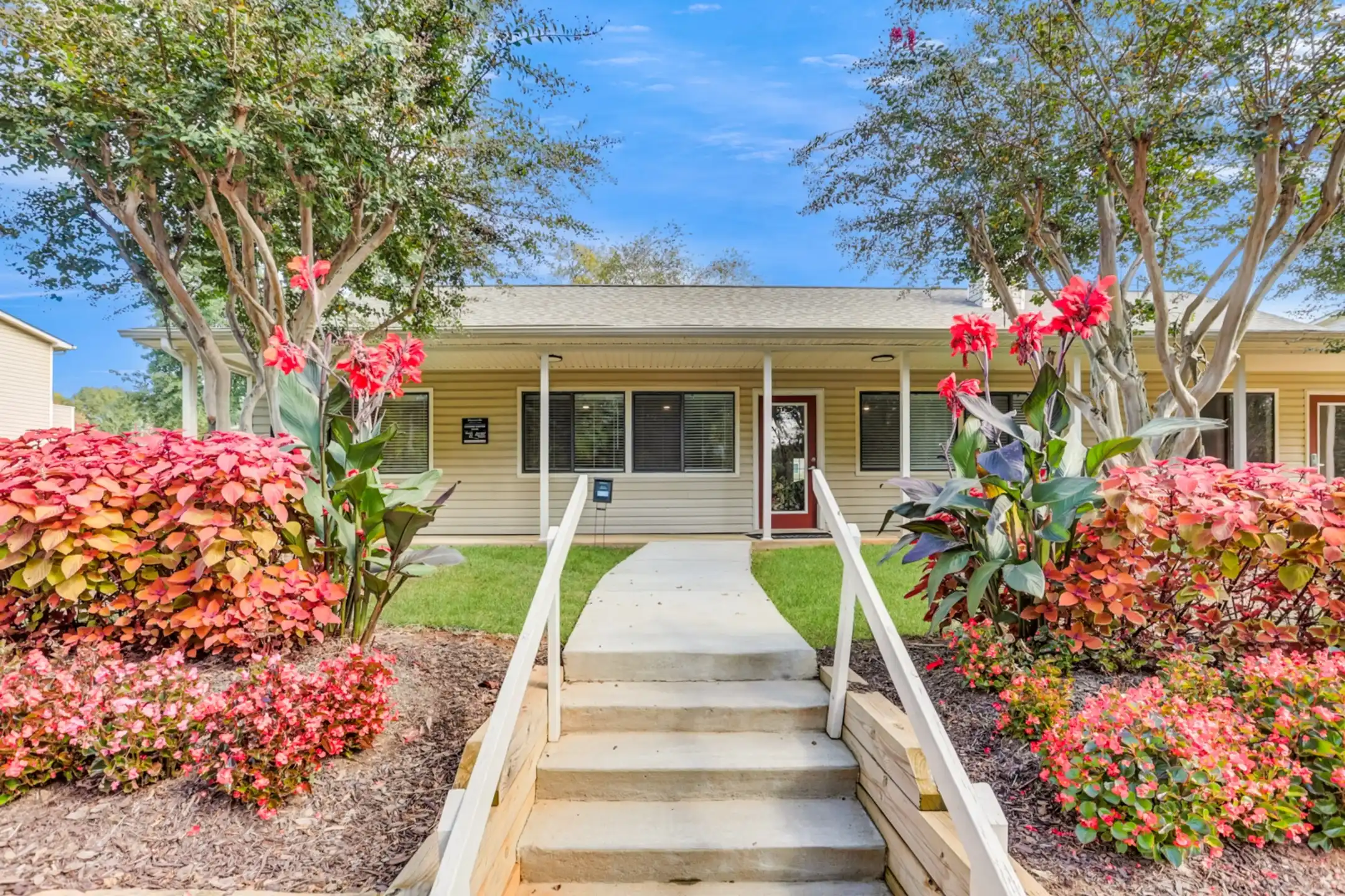 Huntersville Apartments For Rent