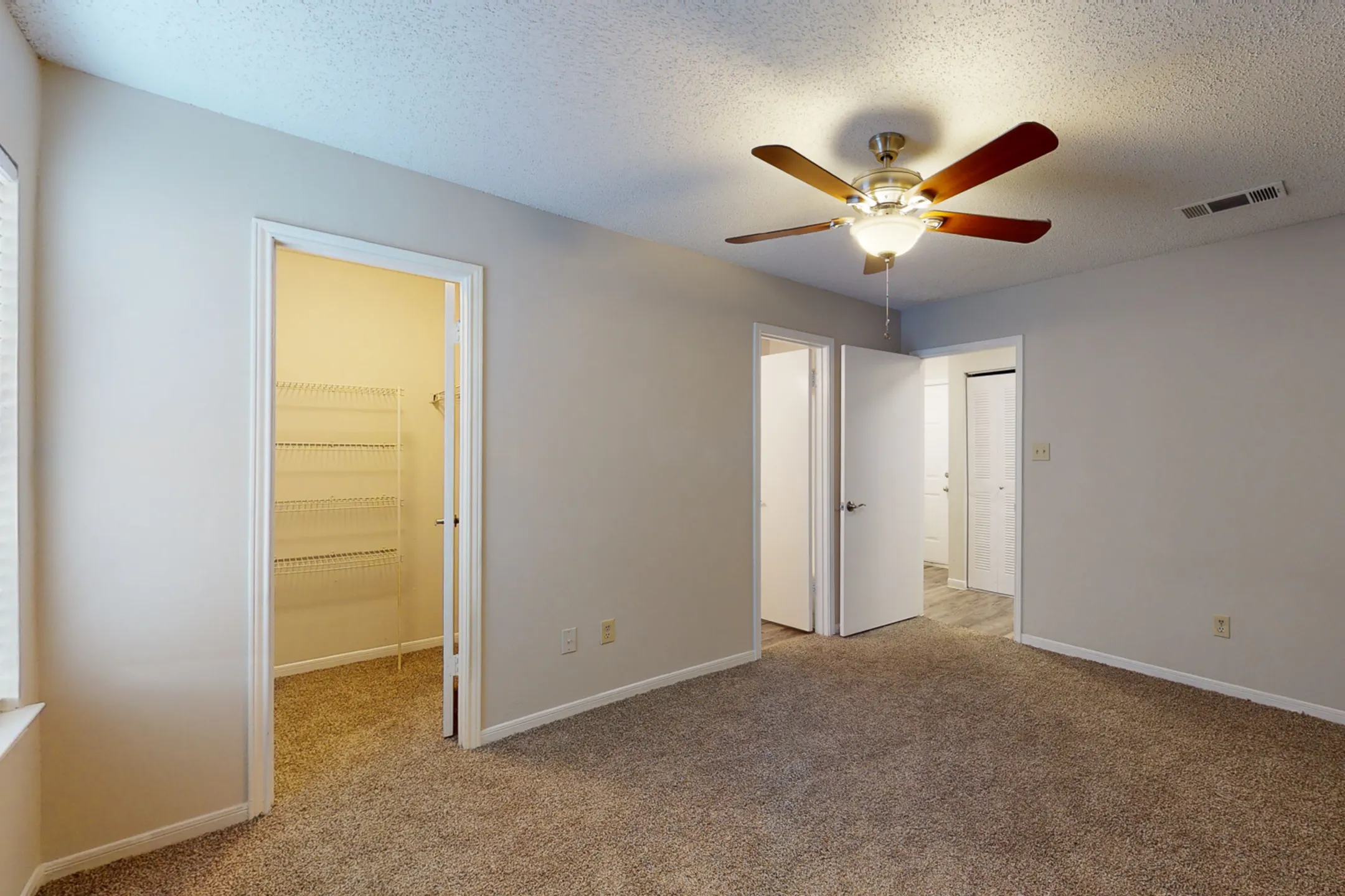 Hickory Grove 6277 Lake Arbor Dr Memphis, TN Apartments for Rent