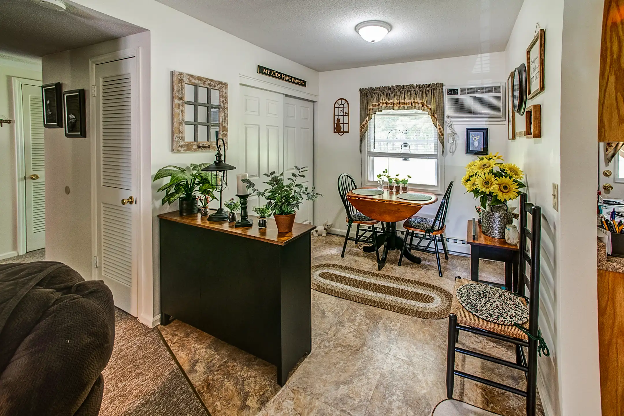 Lakewood Village Apartments Apartments Southwick, MA 01077