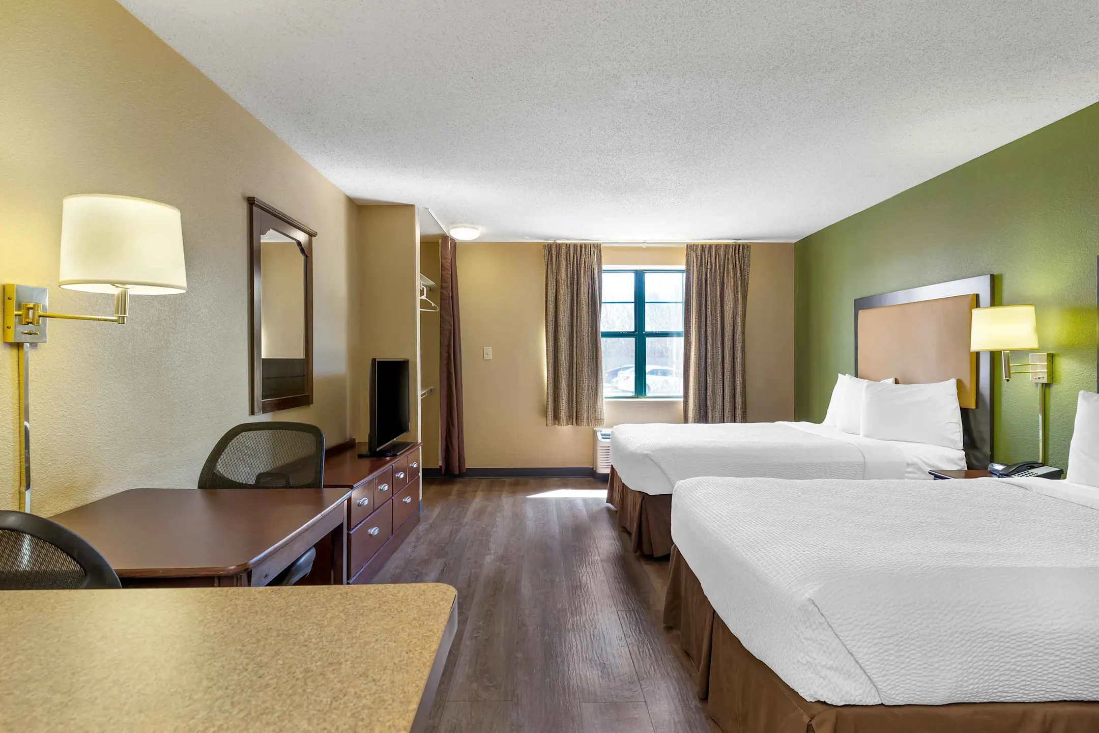 Furnished Studio Providence Warwick Apartments Warwick, RI 02886