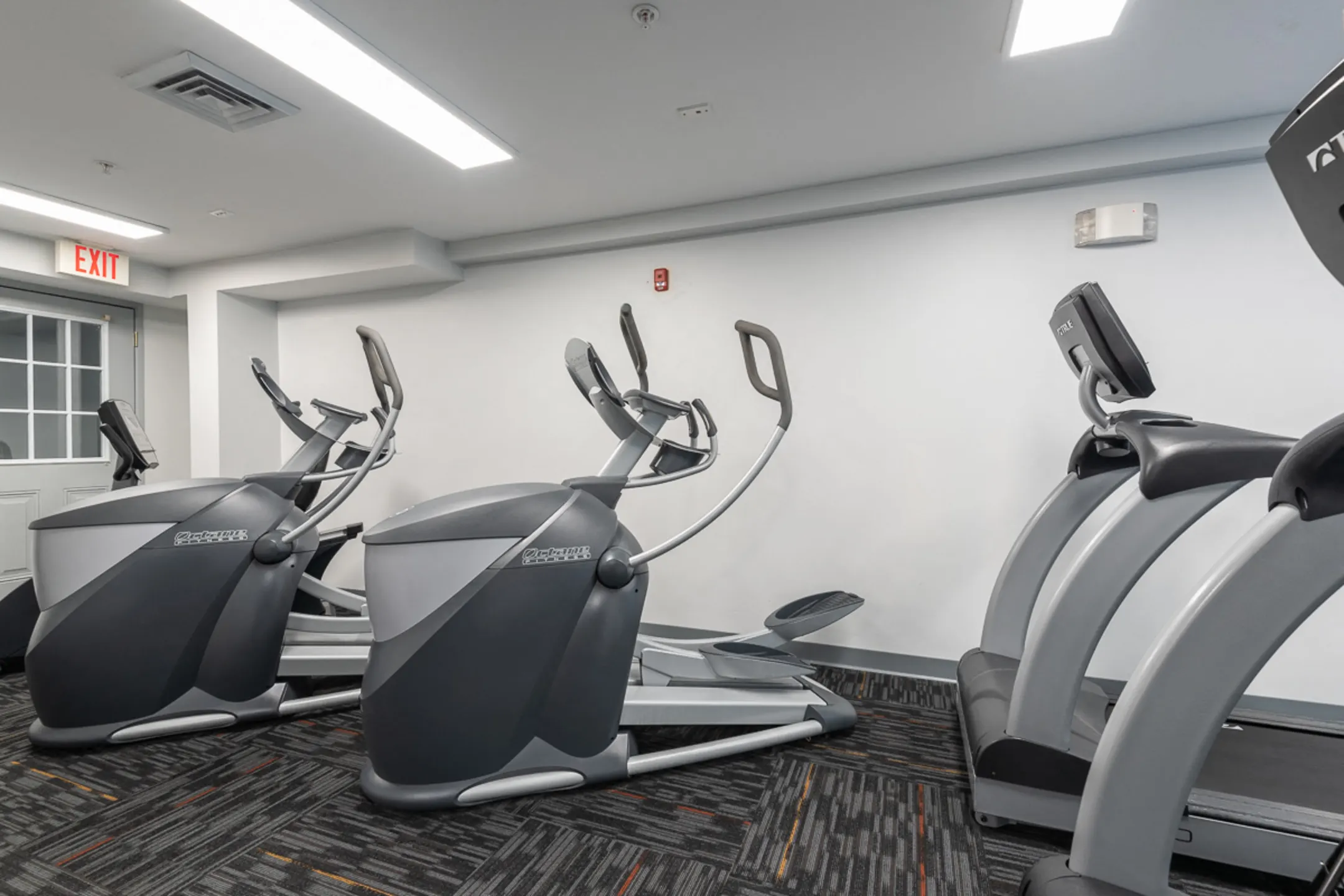 Carlton Oaks Apartments Salem, NH 03079