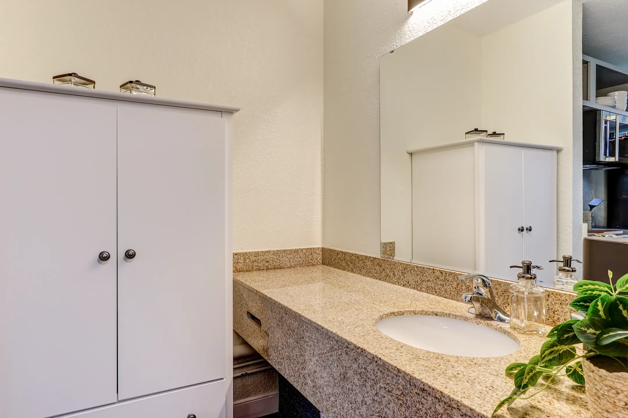 Vivo Living Port Royal Apartments Port Royal, SC 29935