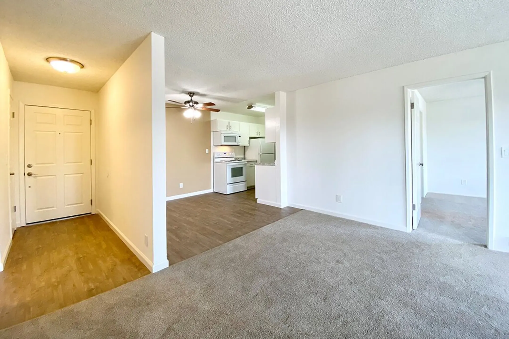 The Monterey Apartments - San Jose, CA 95117