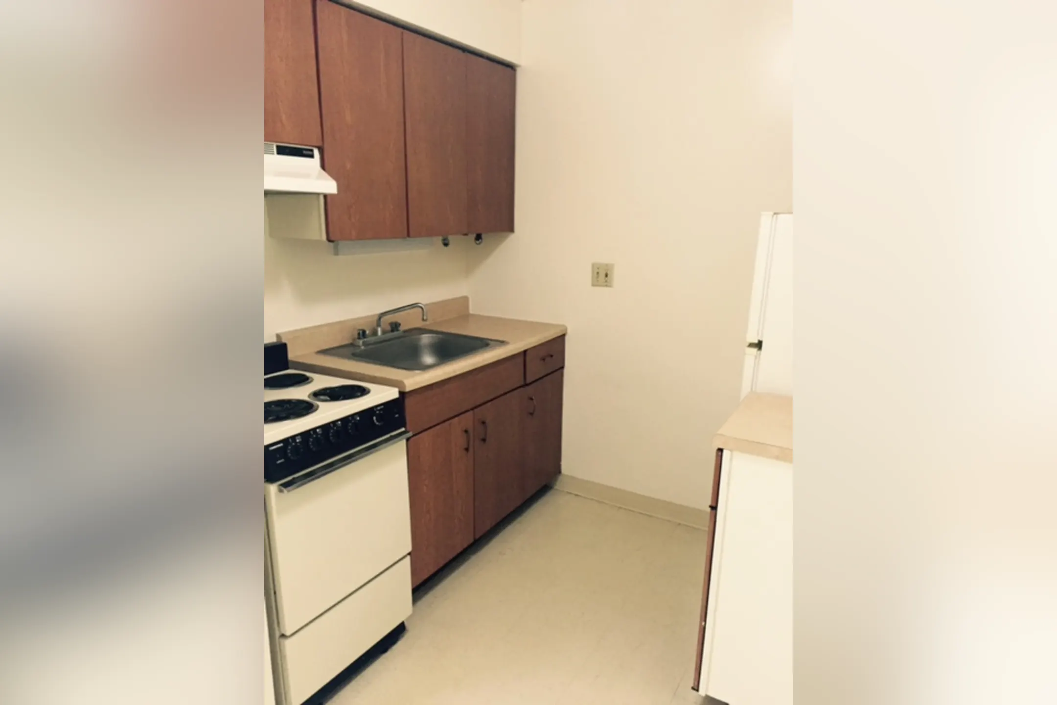 Kitchen - Hidden Valley Apartments - Syracuse, NY