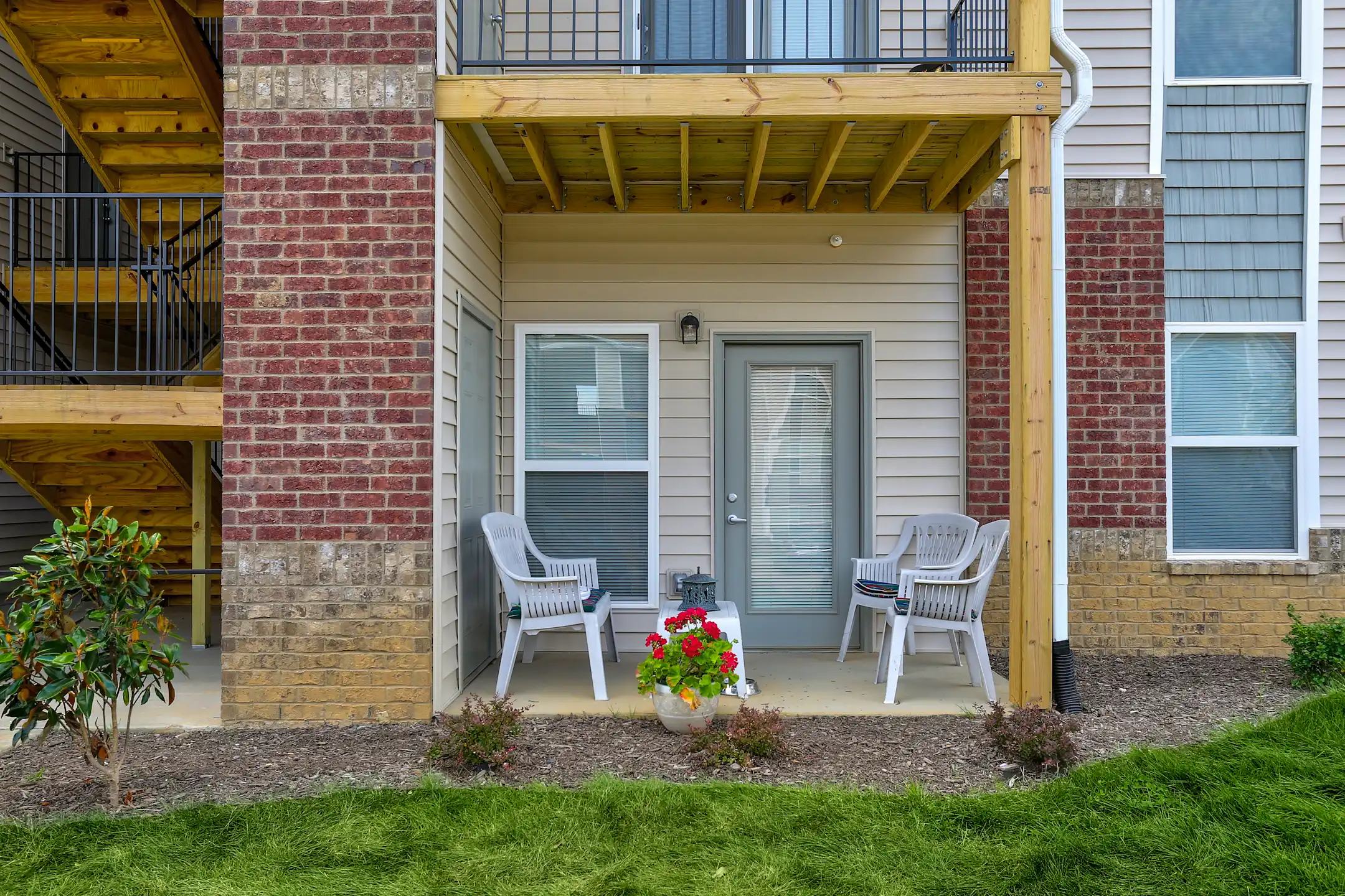 Applegate Farm Apartments Apartments Louisville, KY 40219