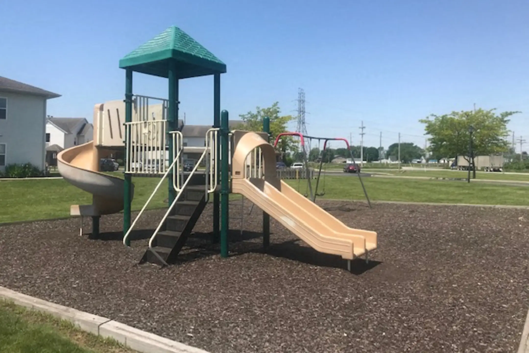 Amberwood Place I & II - Kokomo, IN