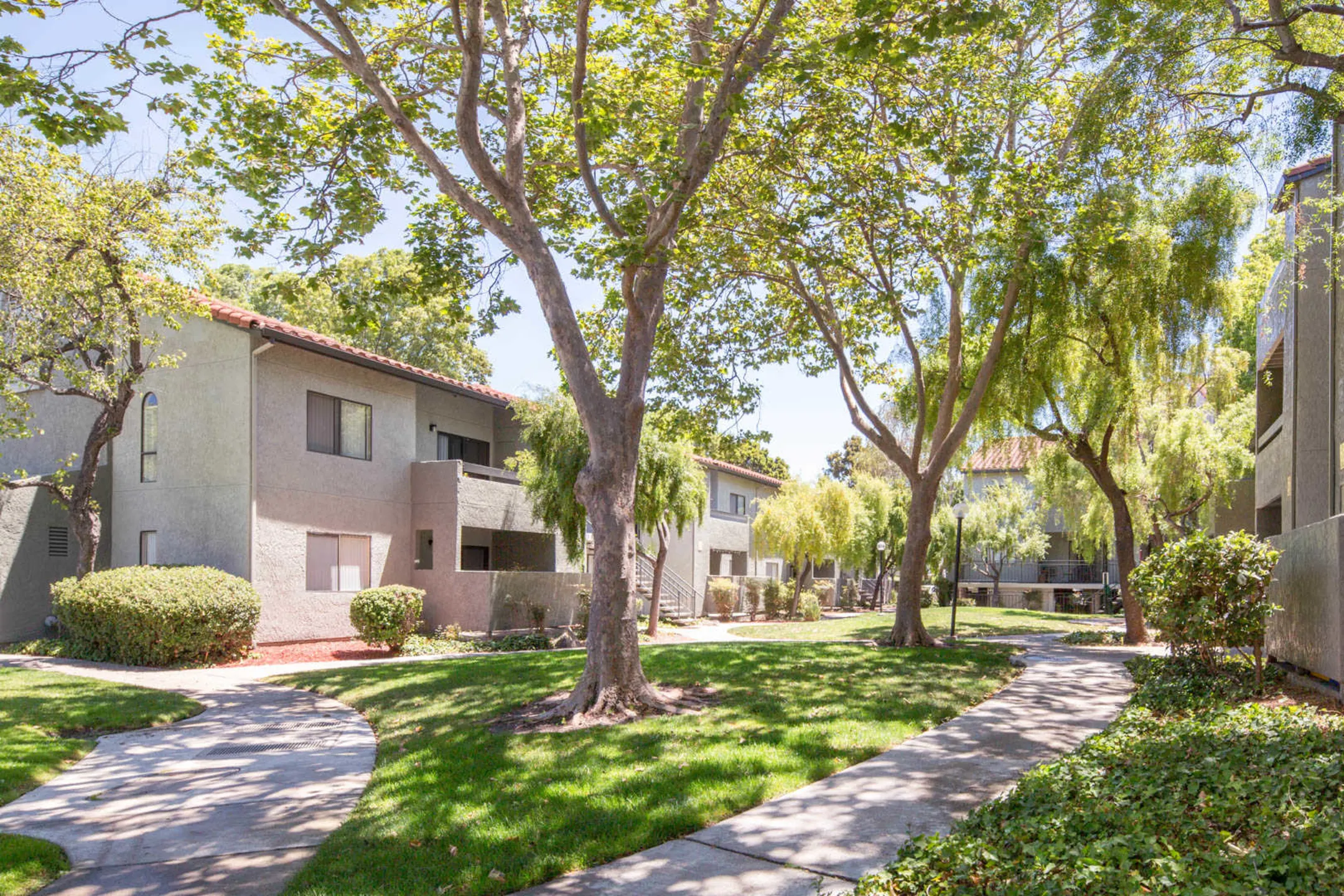 Skylark Apartments - Union City, CA 94587