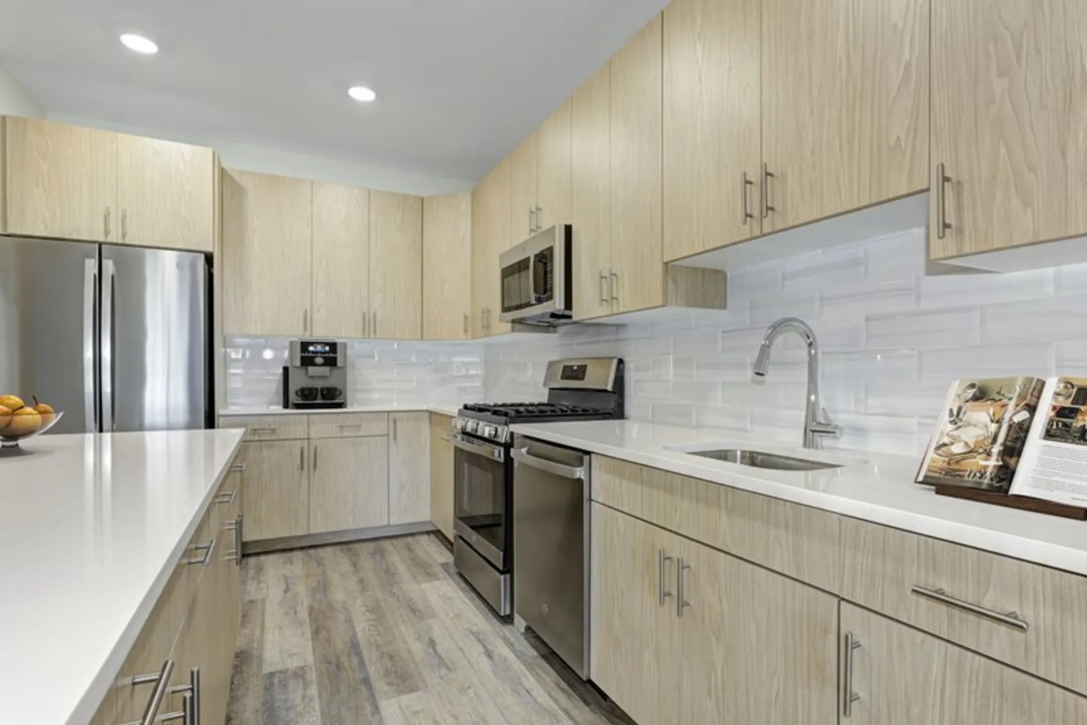 The Residences at Raritan Town Square 142 Route 31 Flemington, NJ