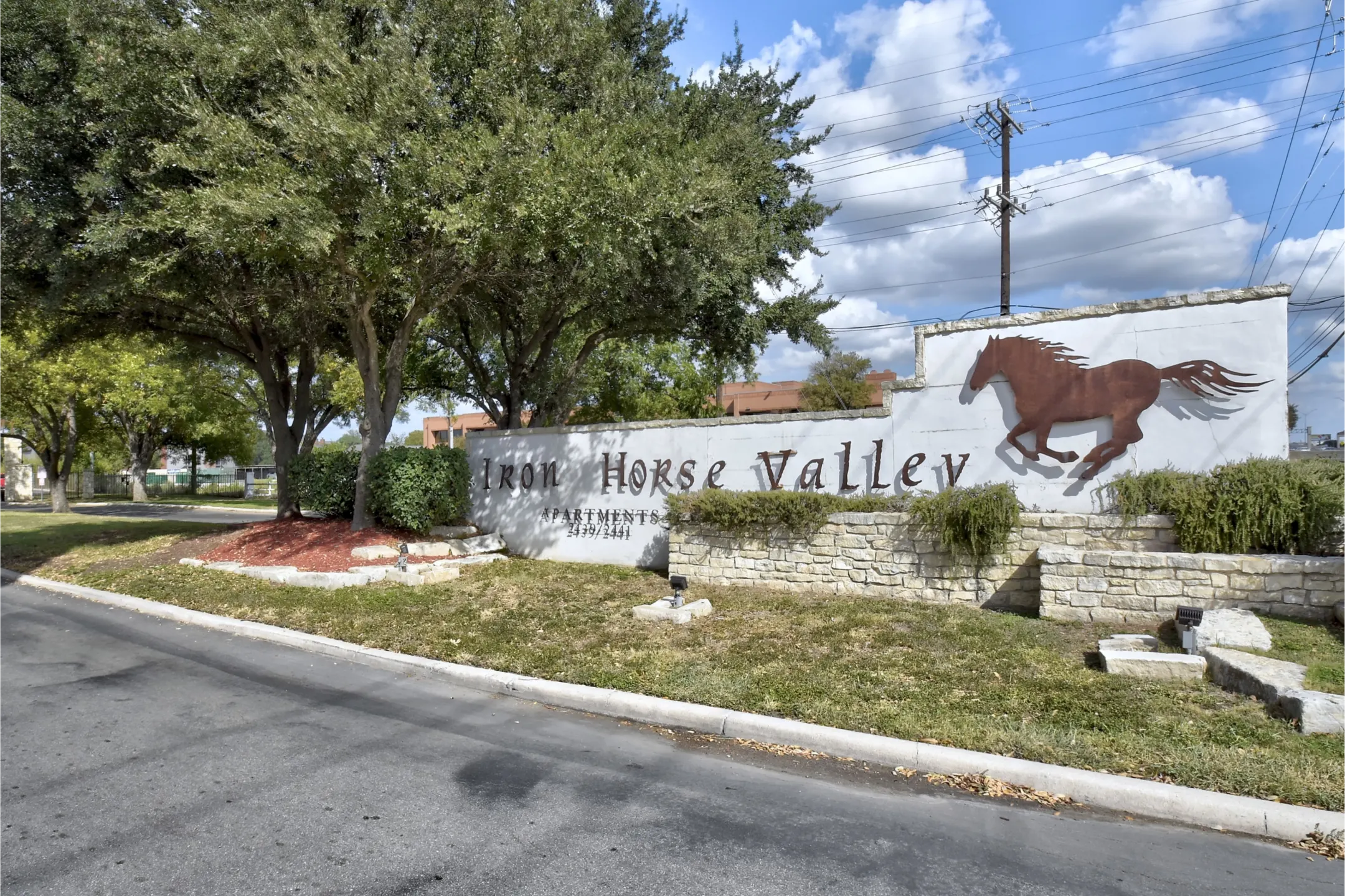 Community Signage - Iron Horse Valley - San Antonio, TX