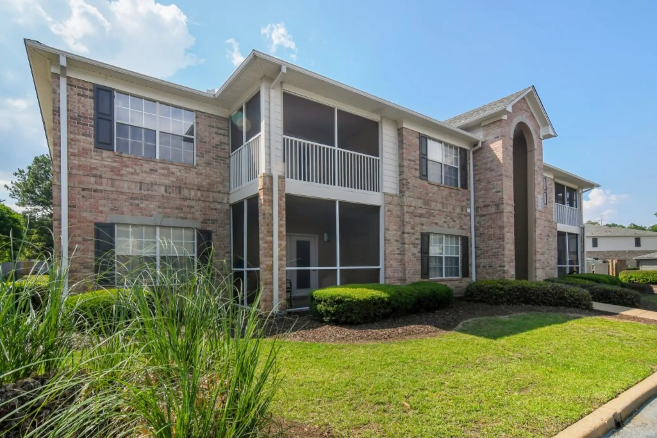 ASHFORD PLACE APARTMENTS Apartments Flowood, MS 39232