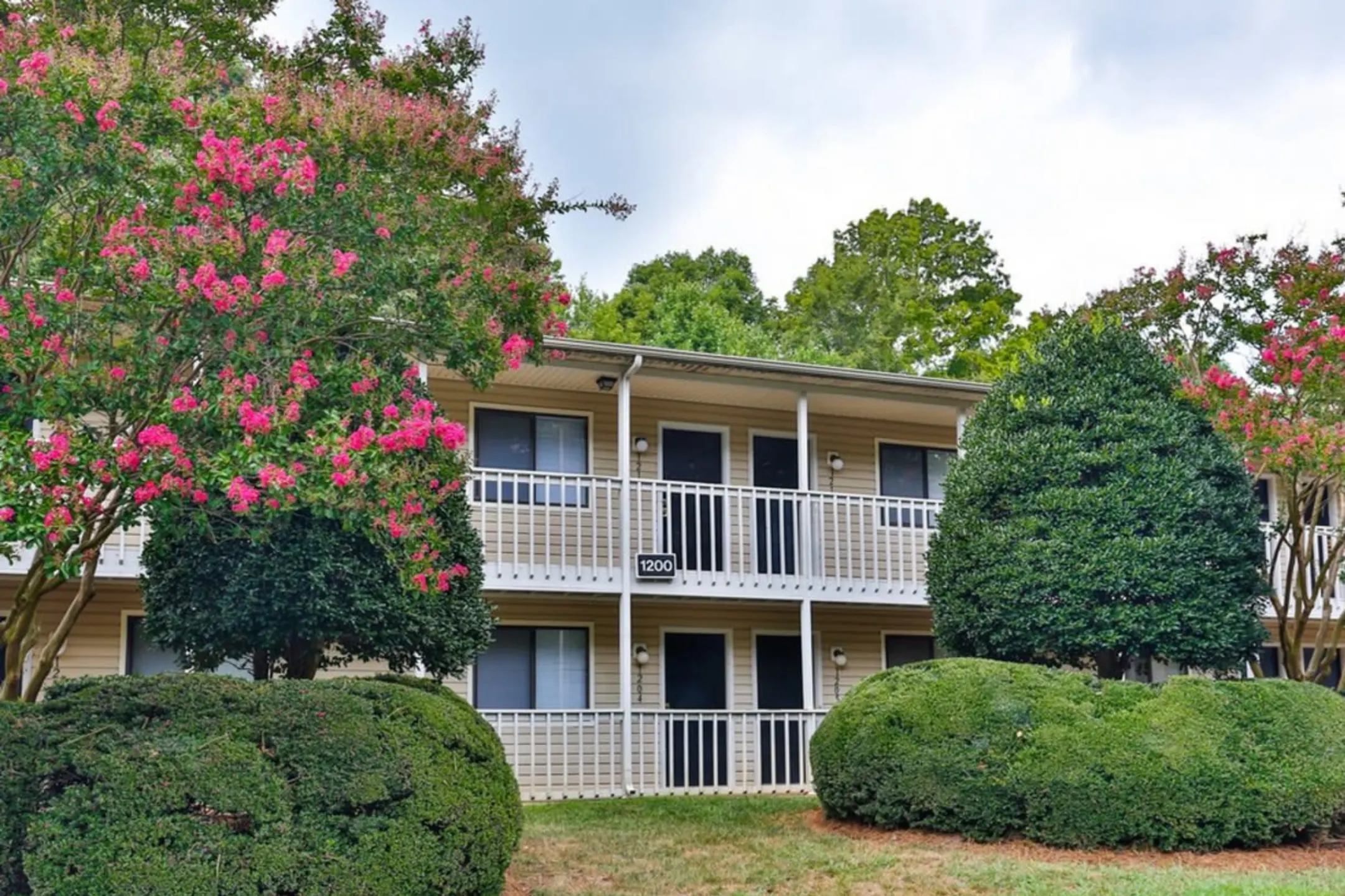 Apartments For Rent In Huntersville