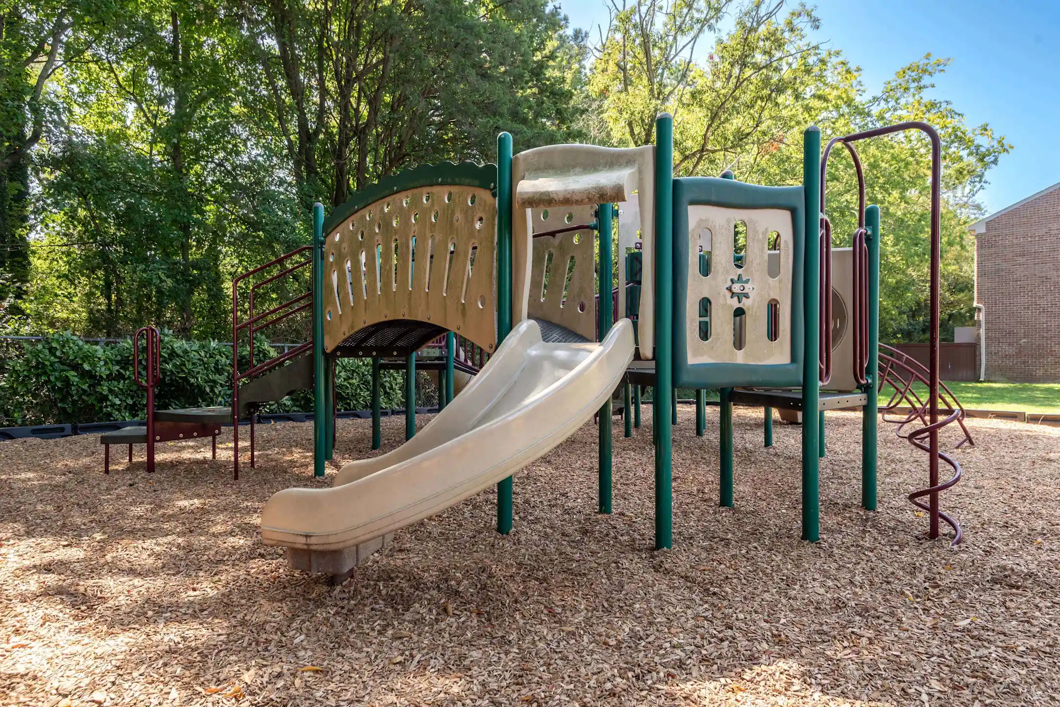 Maple Bay Townhomes Apartments Virginia Beach, VA 23454