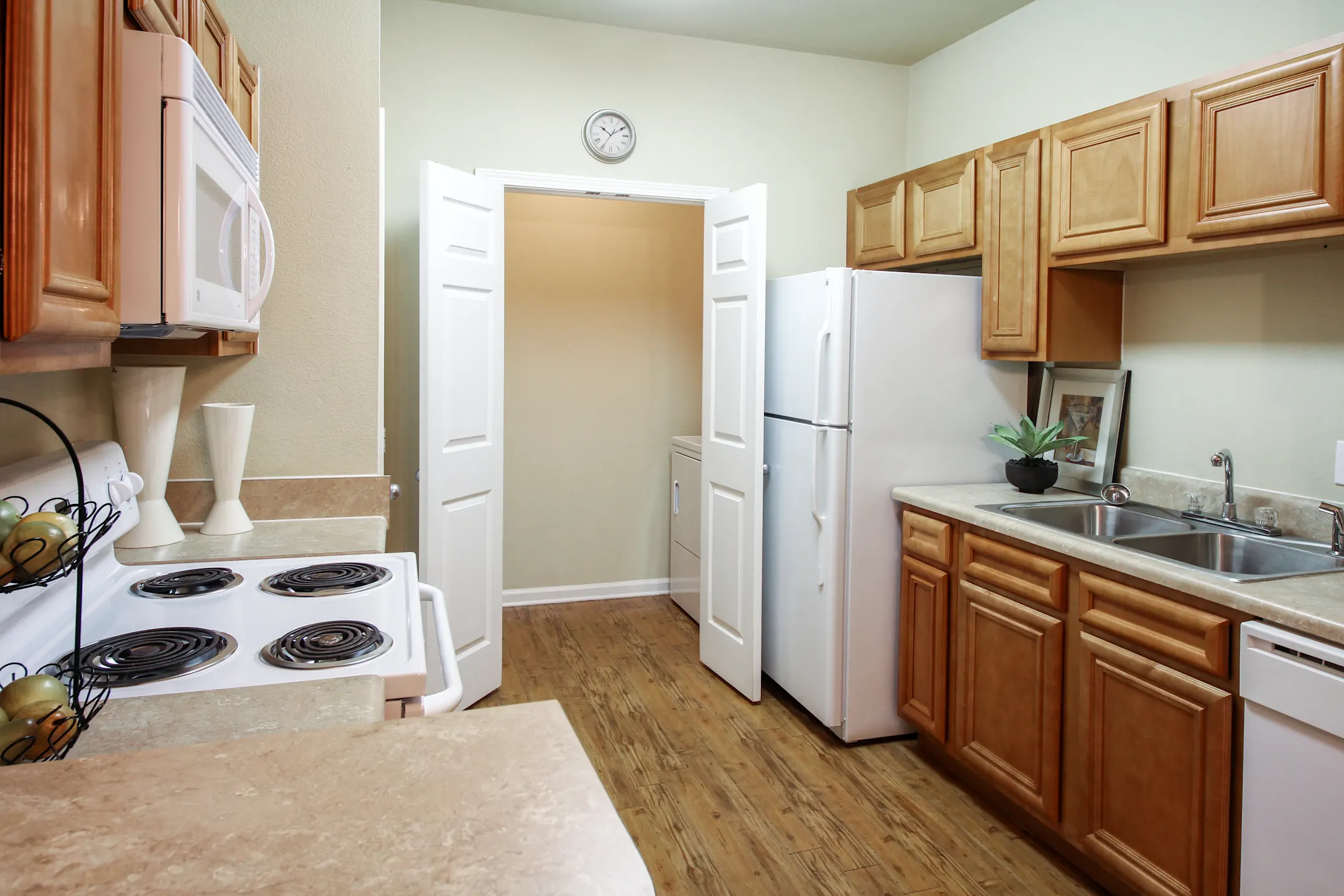 Arbor View D'iberville 10480 Auto Mall Pkwy D'Iberville, MS