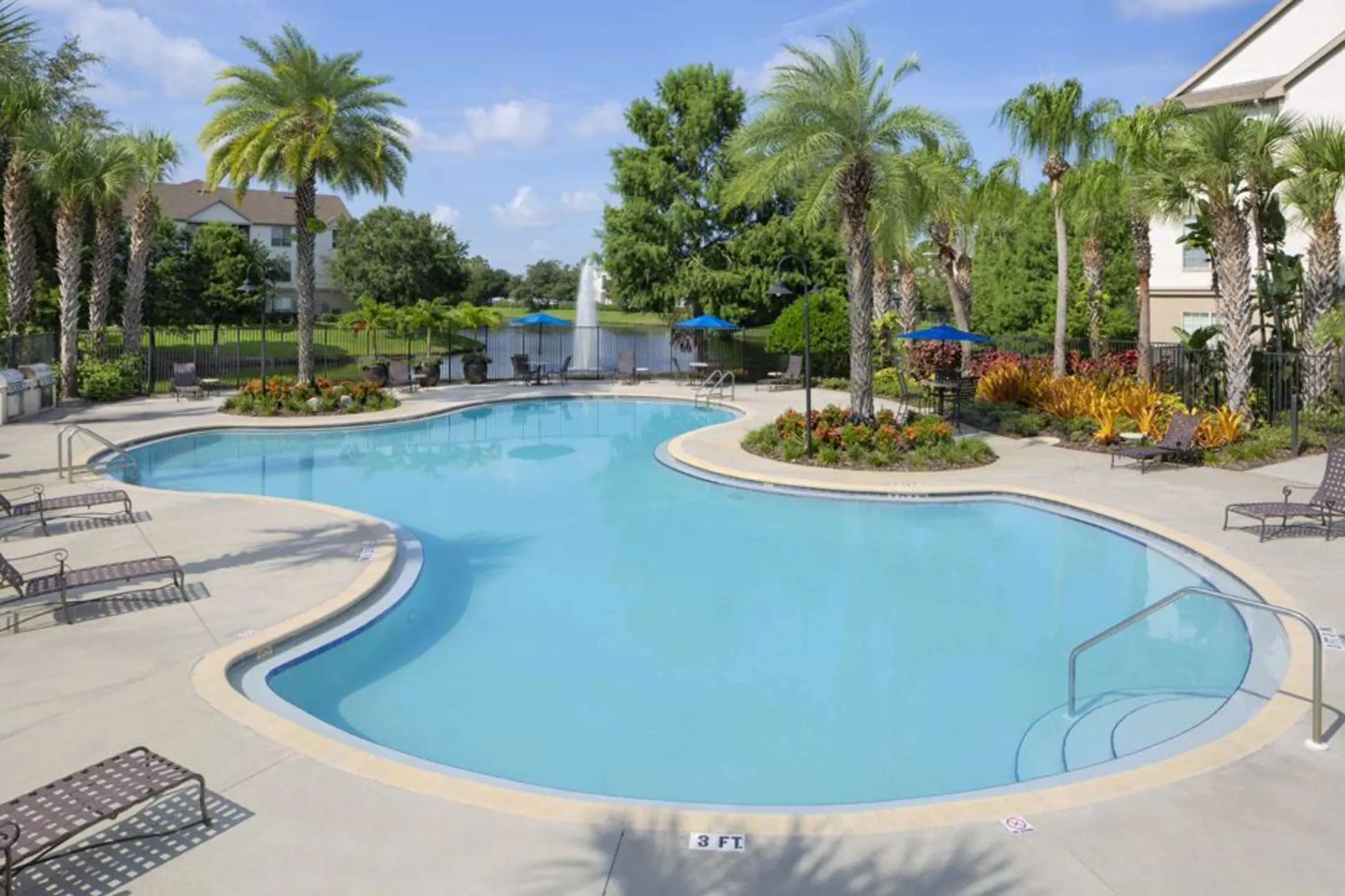 Pool - Camden Lago Vista - Orlando, FL
