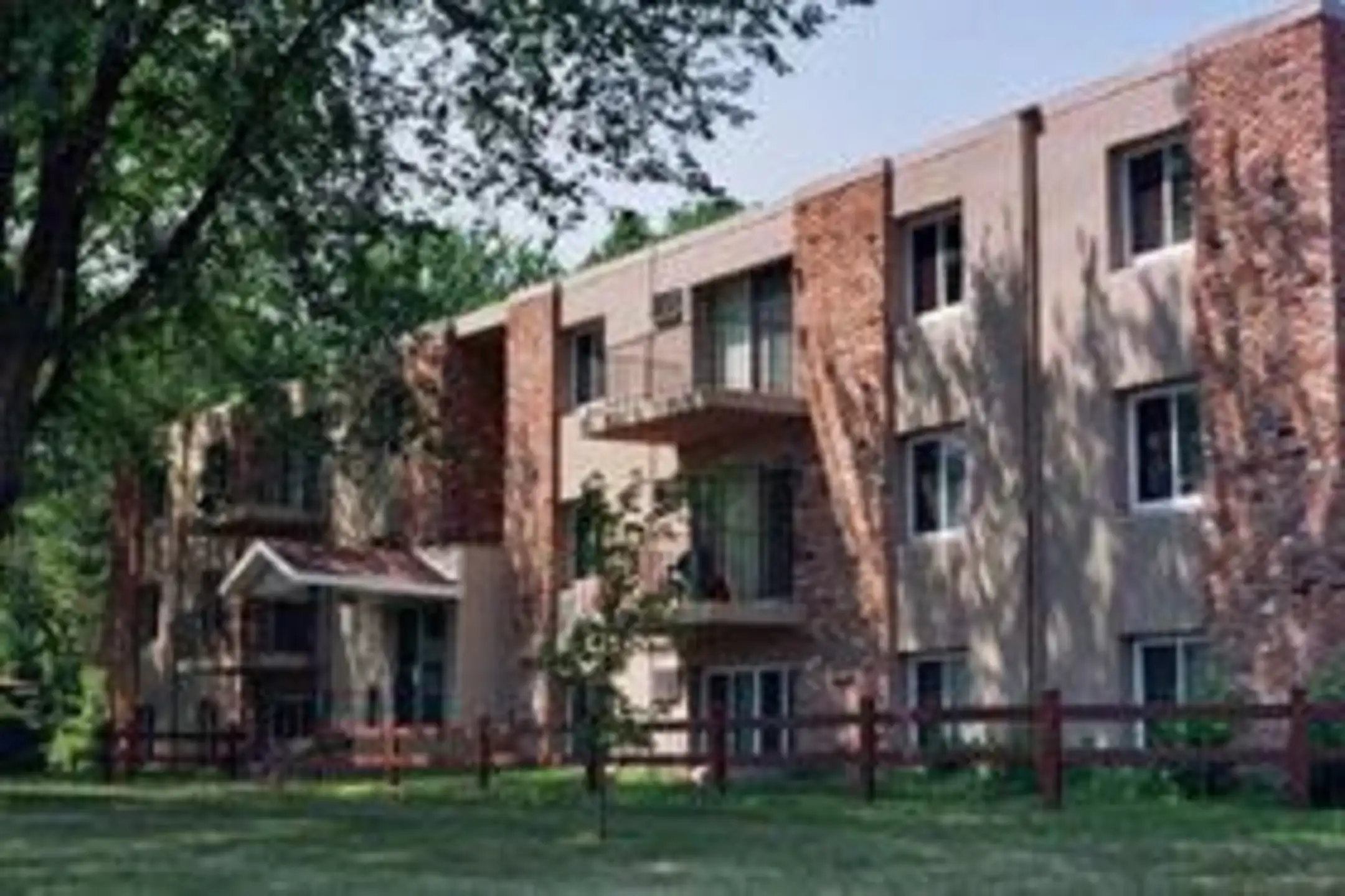 Elmwood Apartments 2625 9th Ln Anoka, MN for Rent Rent.