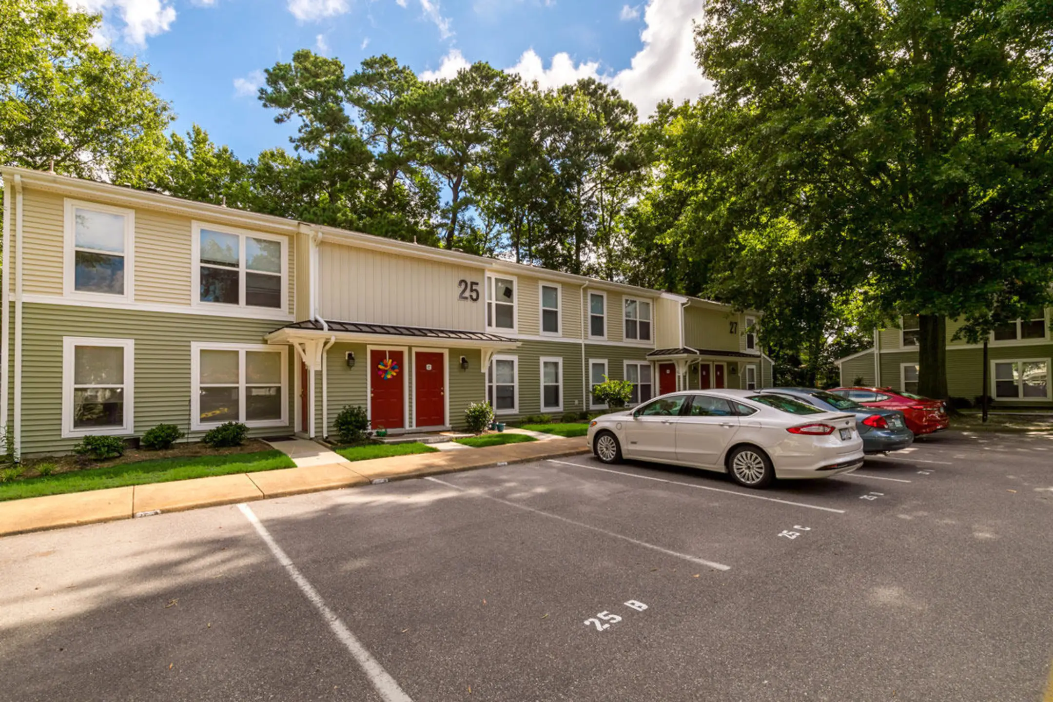 Kingsbridge Apartments Chesapeake, VA 23322