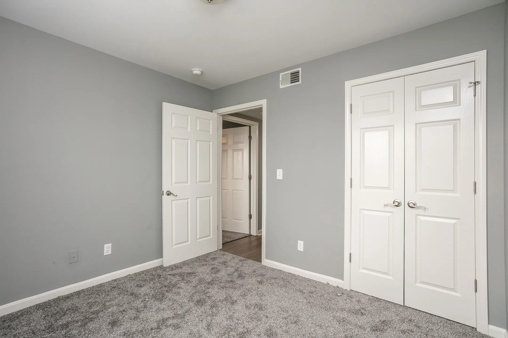 Bedroom - Polo Springs Apartments - Bardstown, KY