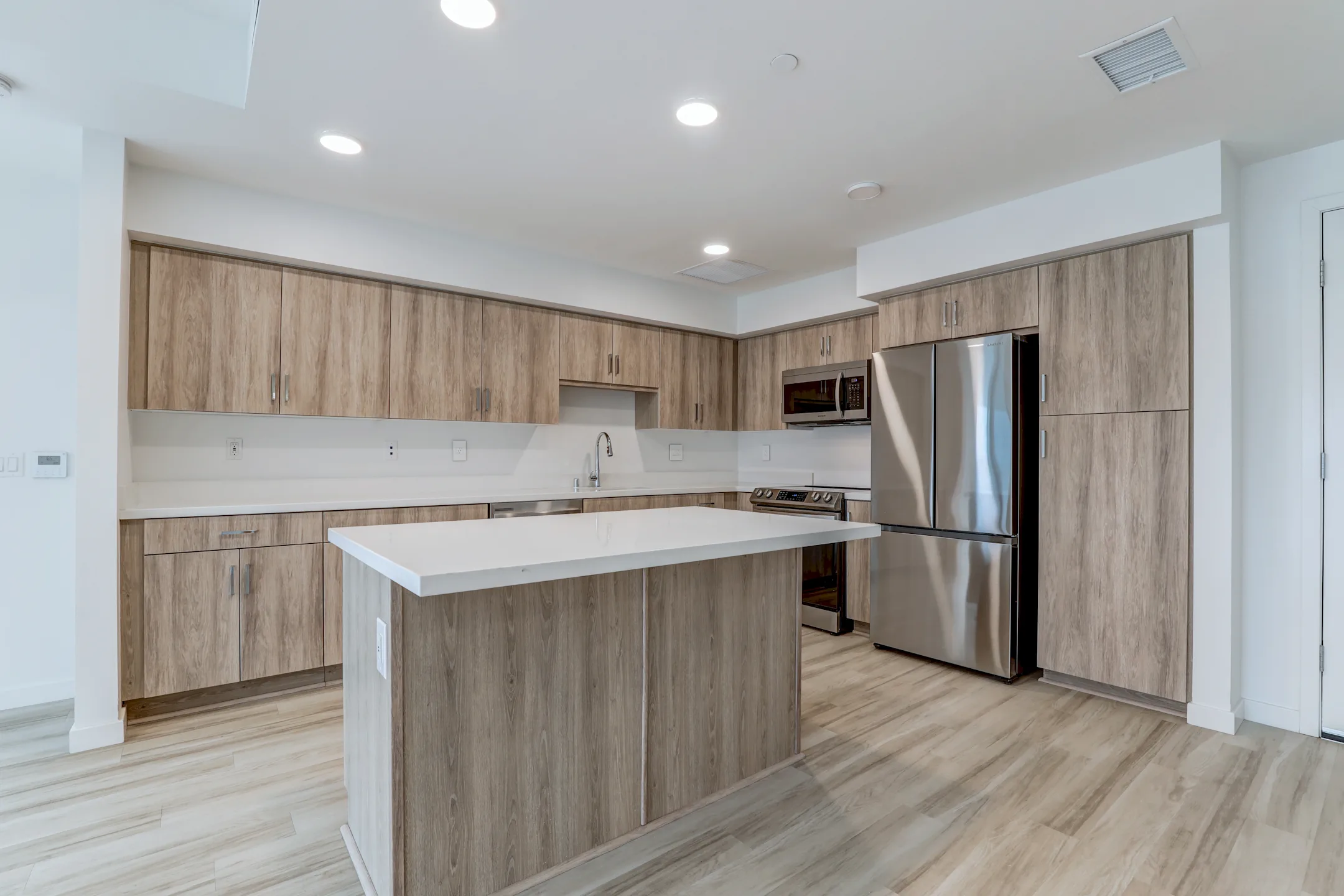 Rising Sun Apartments 4210 Spring Street La Mesa, CA Apartments for