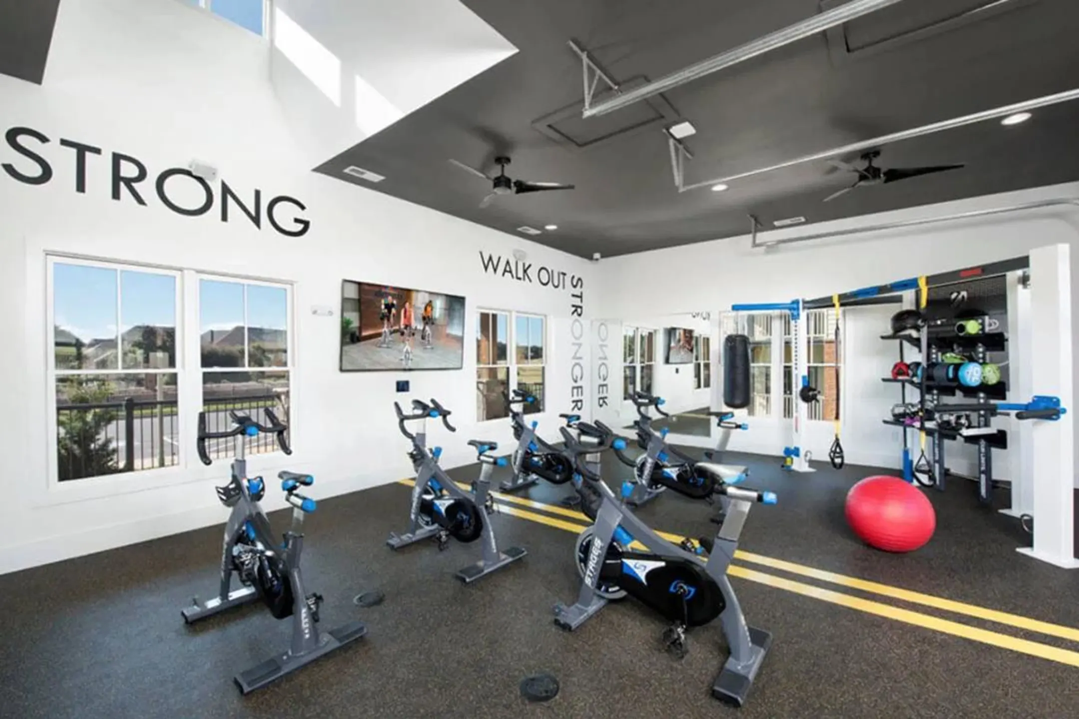 Fitness Weight Room - Palisades at Paris Mountain - Greenville, SC