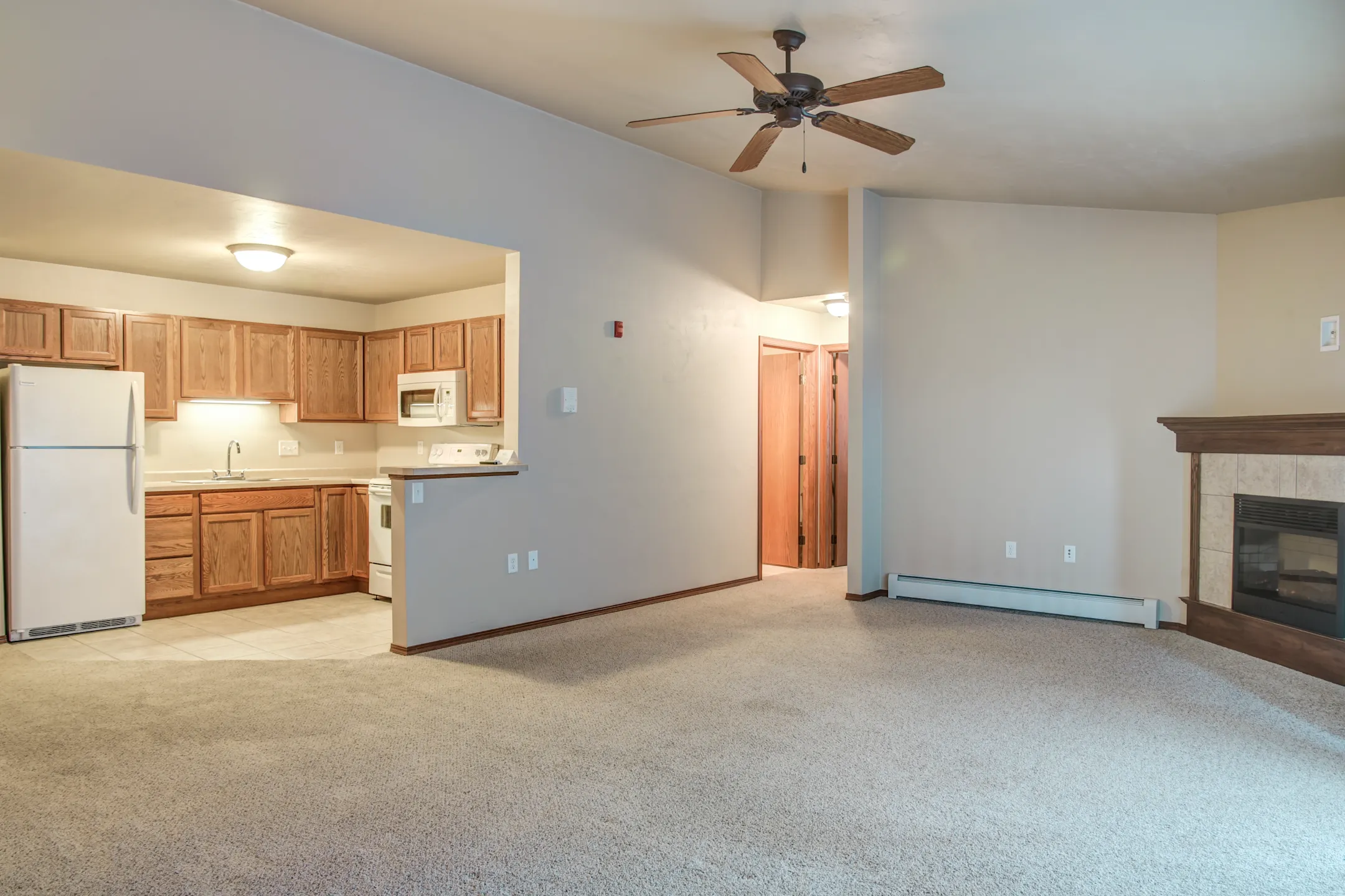 Scheuring Heights Apartments De Pere, WI 54115