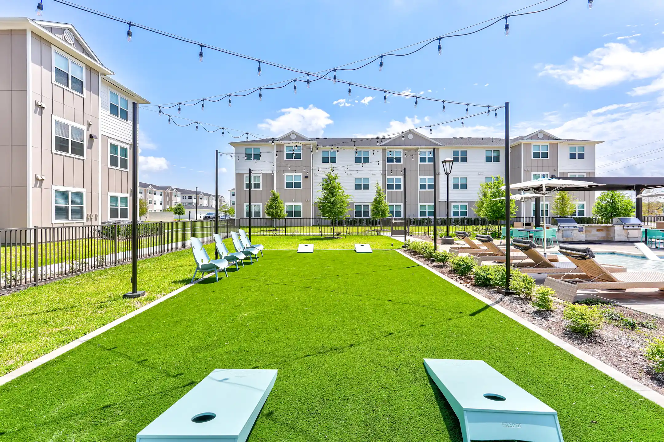 Allora New Forest Apartments Houston, TX 77049