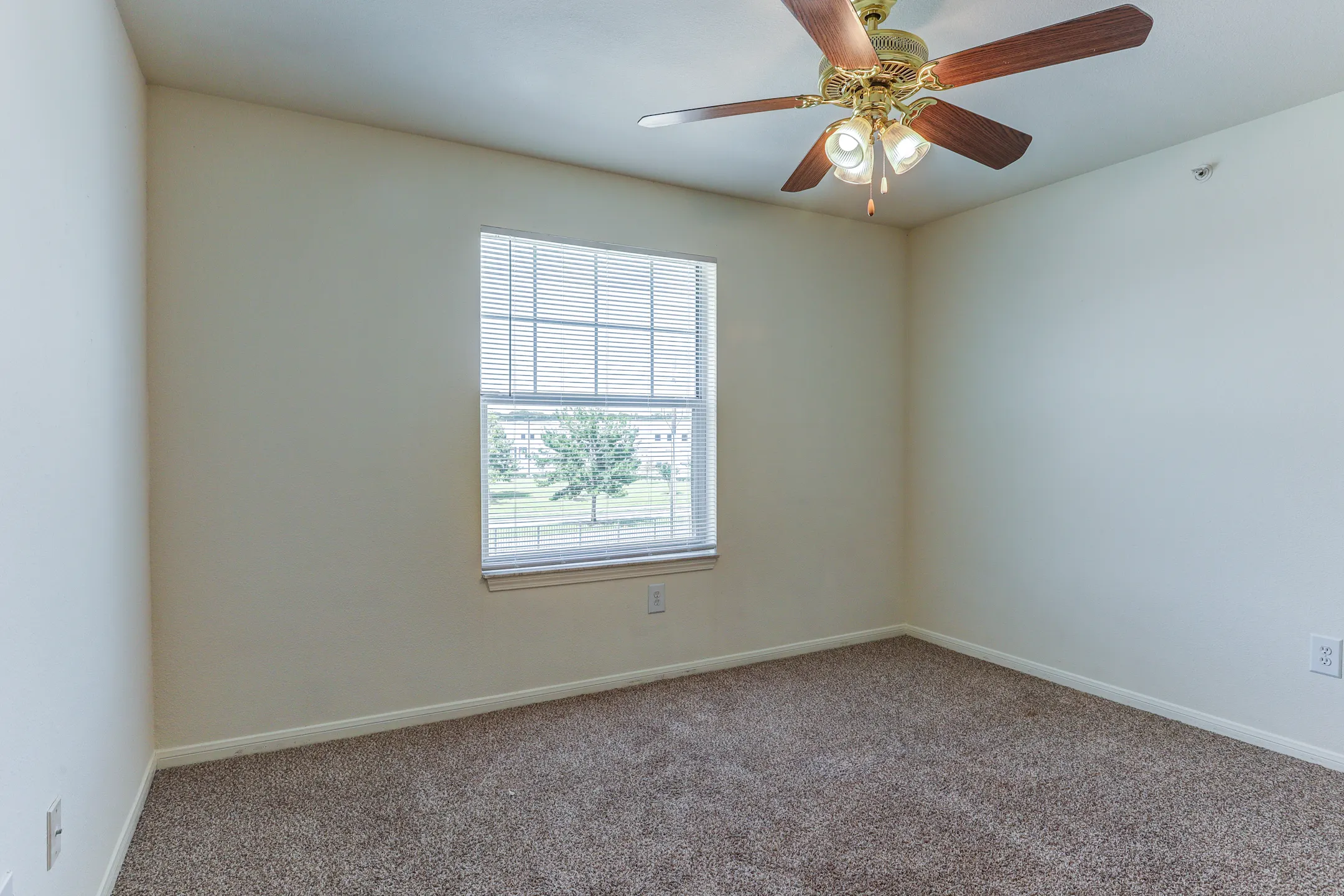 Kimberly Pointe Apartments Houston, TX 77090