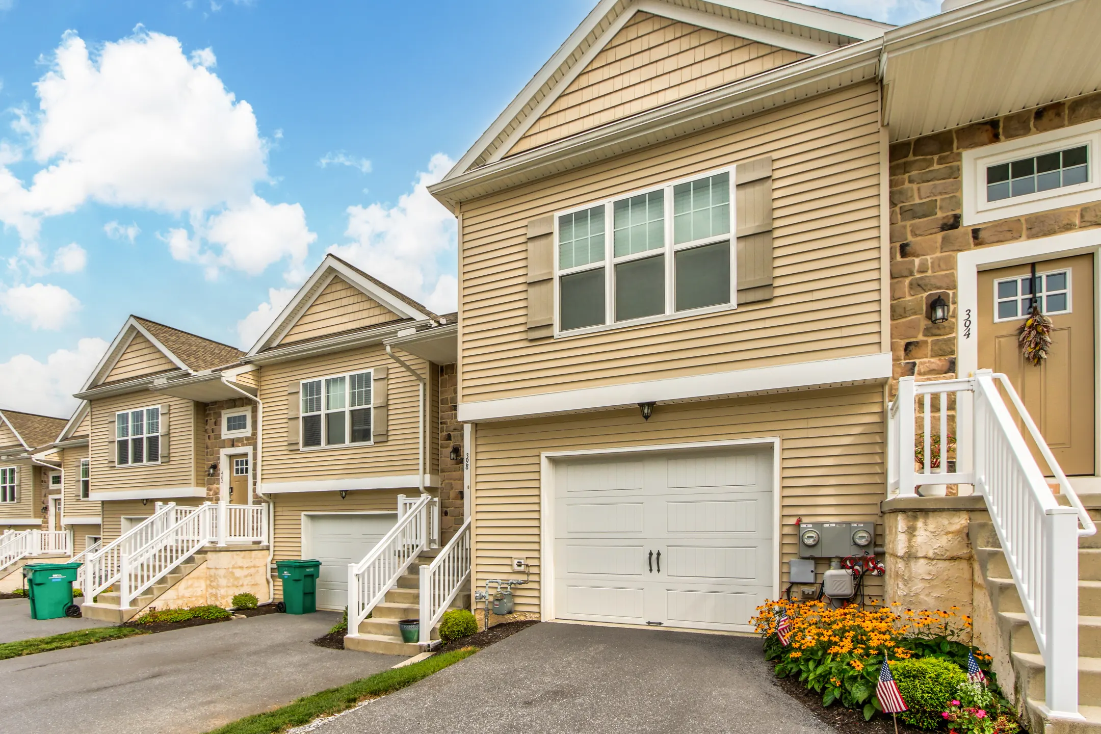 Fox Ridge Apartments and Townhomes - Lebanon, PA 17042