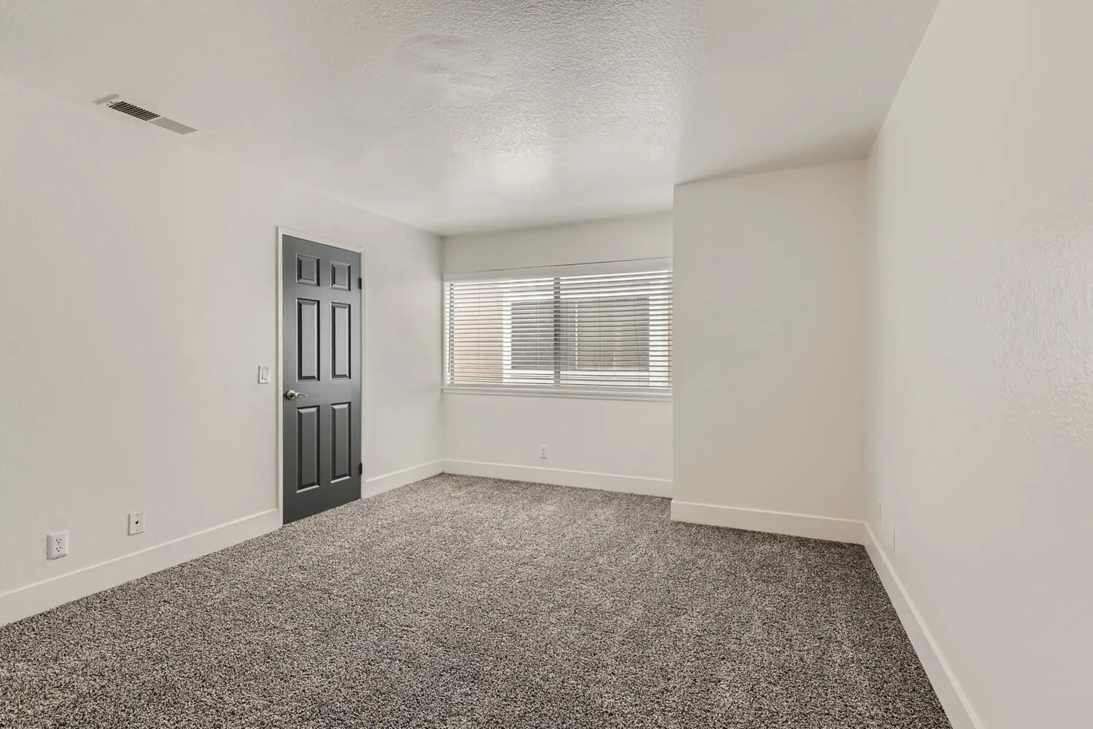 Woodmere Apartments 910 W Phillips St Ontario, CA Apartments for