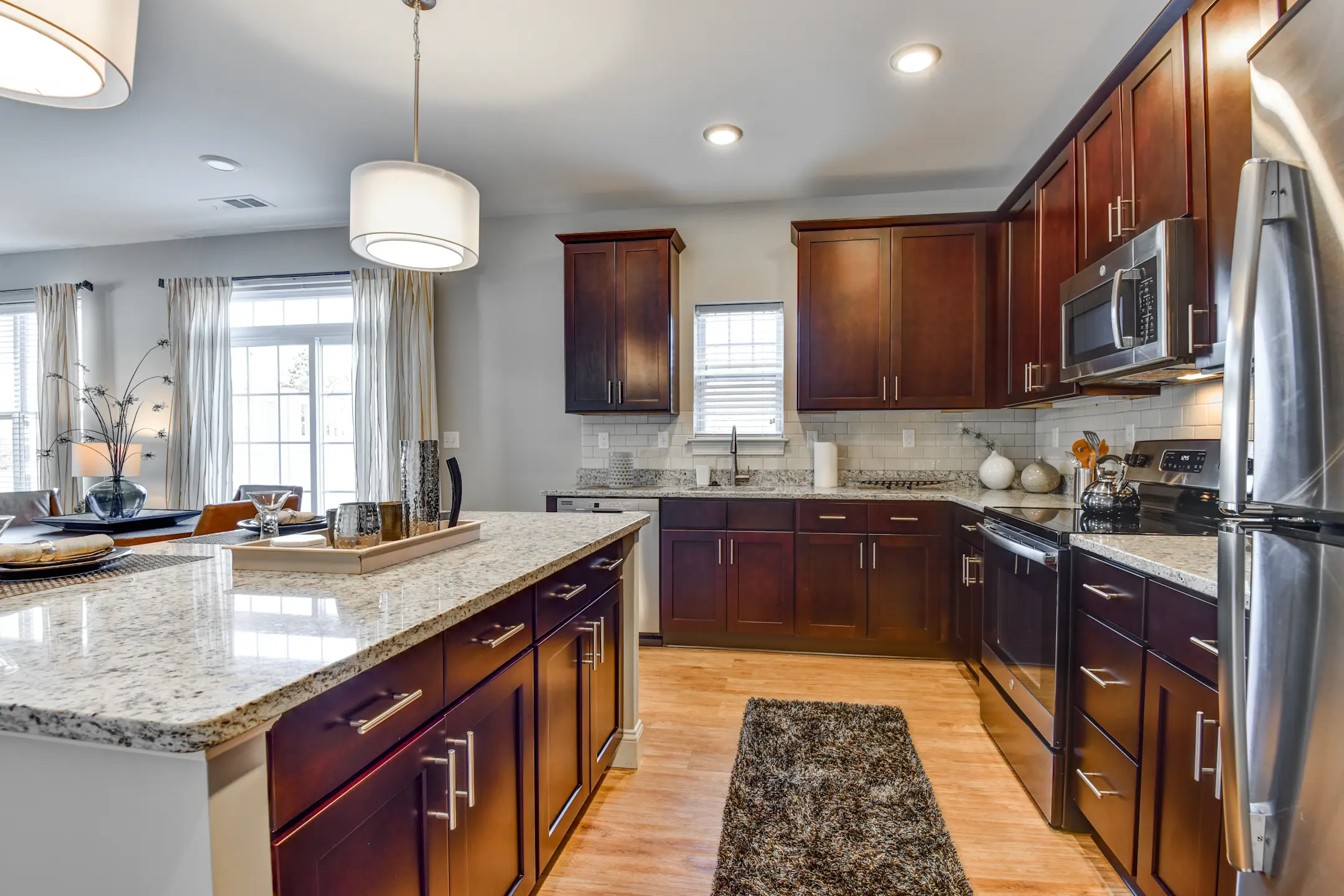 The Residences at Oakland Road Apartments South Windsor, CT 06074