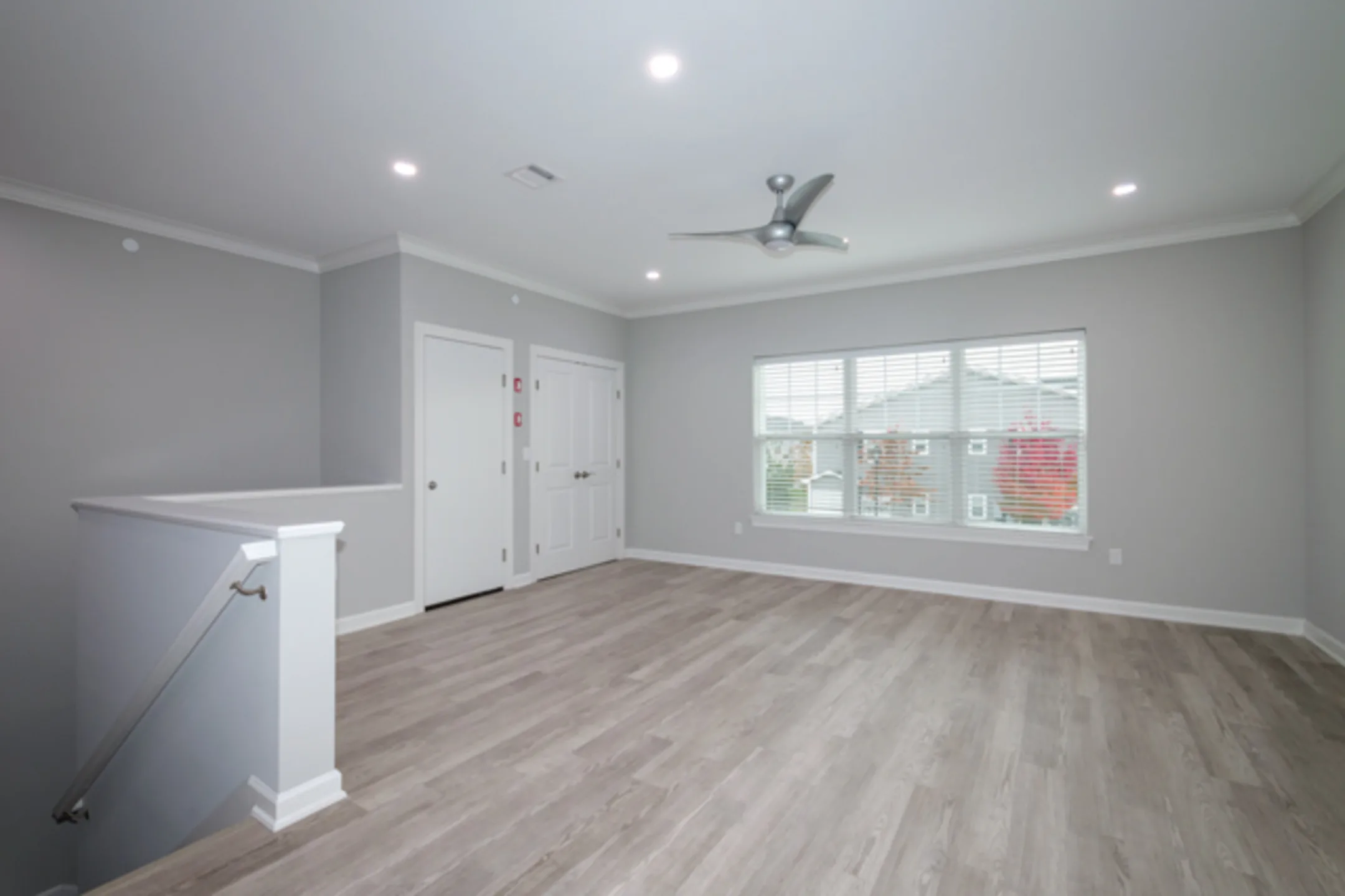 Fairfield Knolls At Deer Park Apartments Deer Park, NY 11729