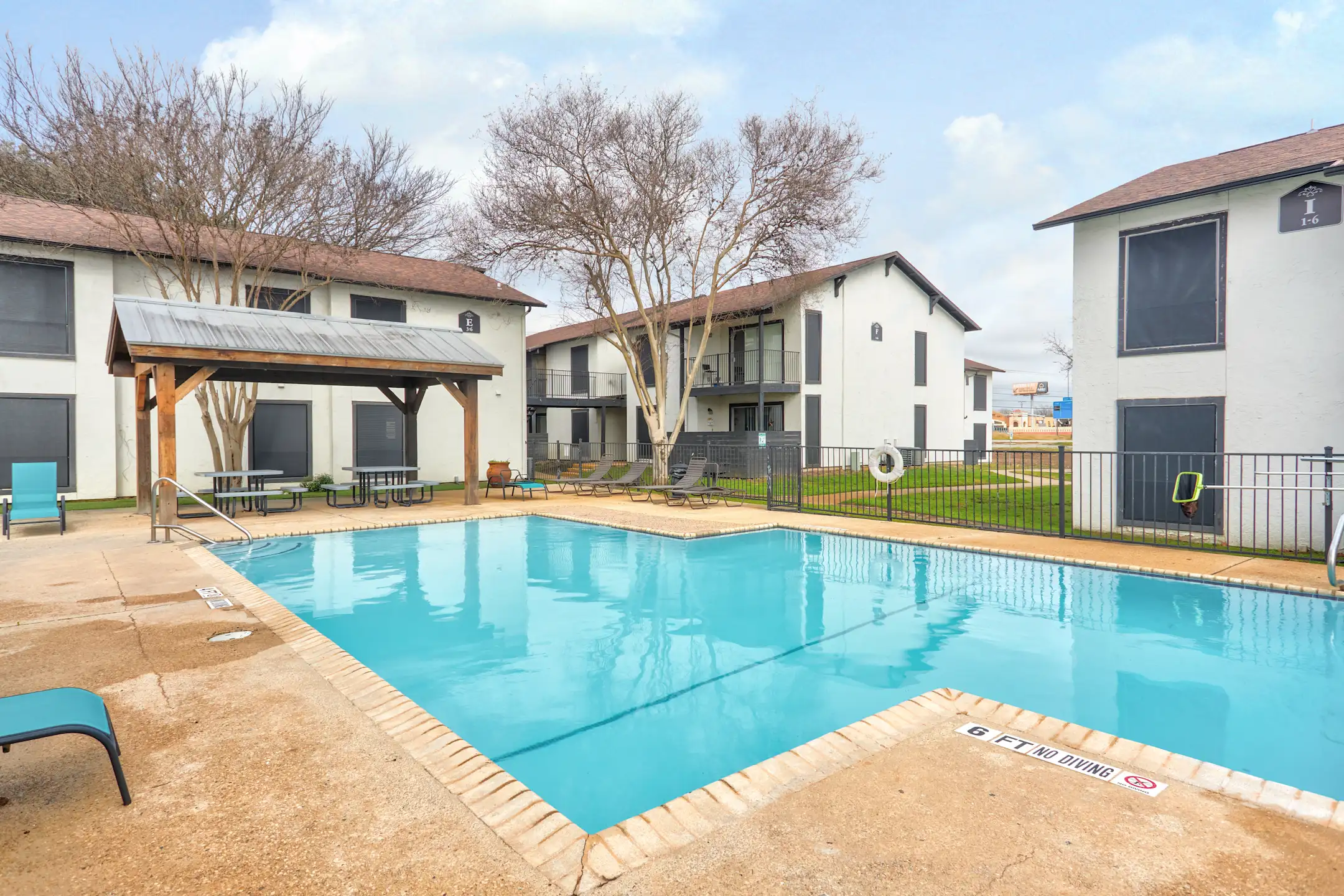 LakeHaus Dunlap Apartments New Braunfels, TX 78130