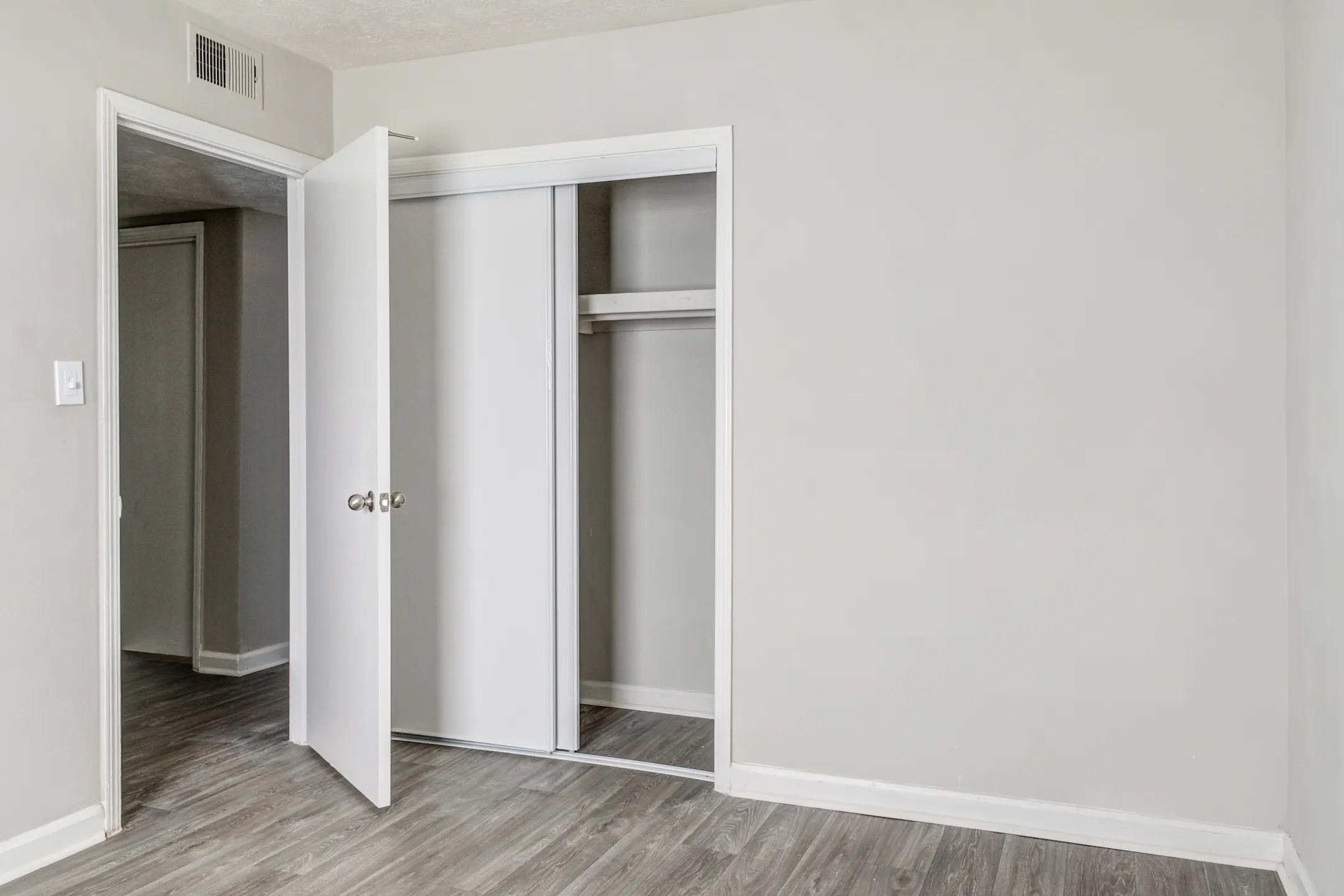 The Flats 235 Apartments Athens, GA 30606