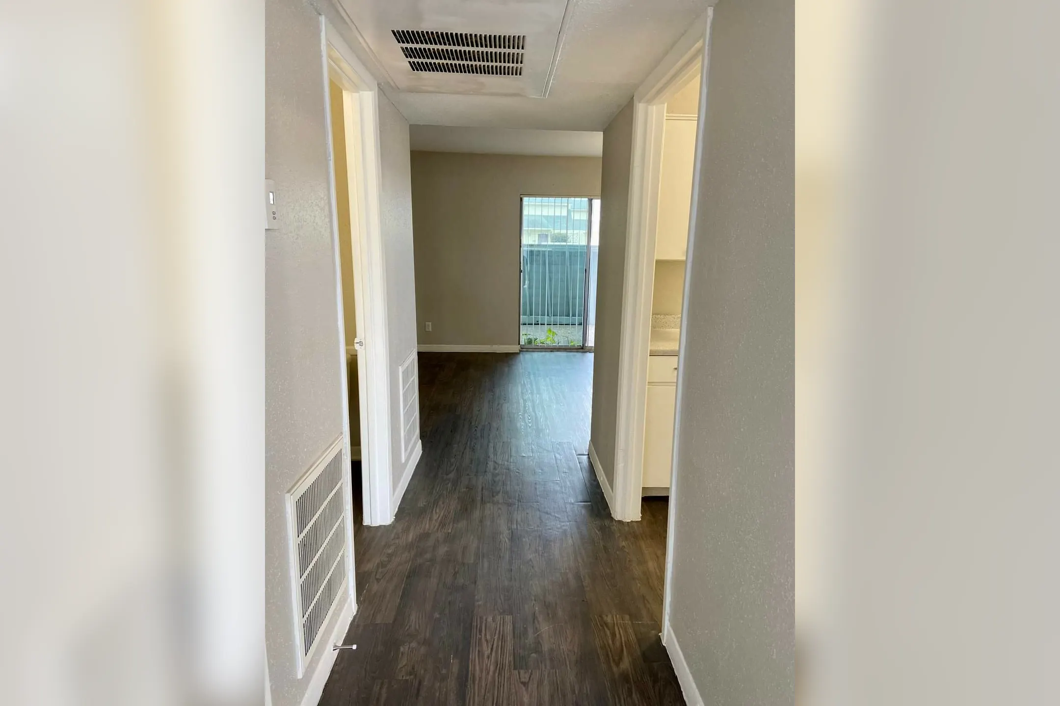 Ocean Drive Estates 4443 Ocean Dr Corpus Christi, TX Apartments for