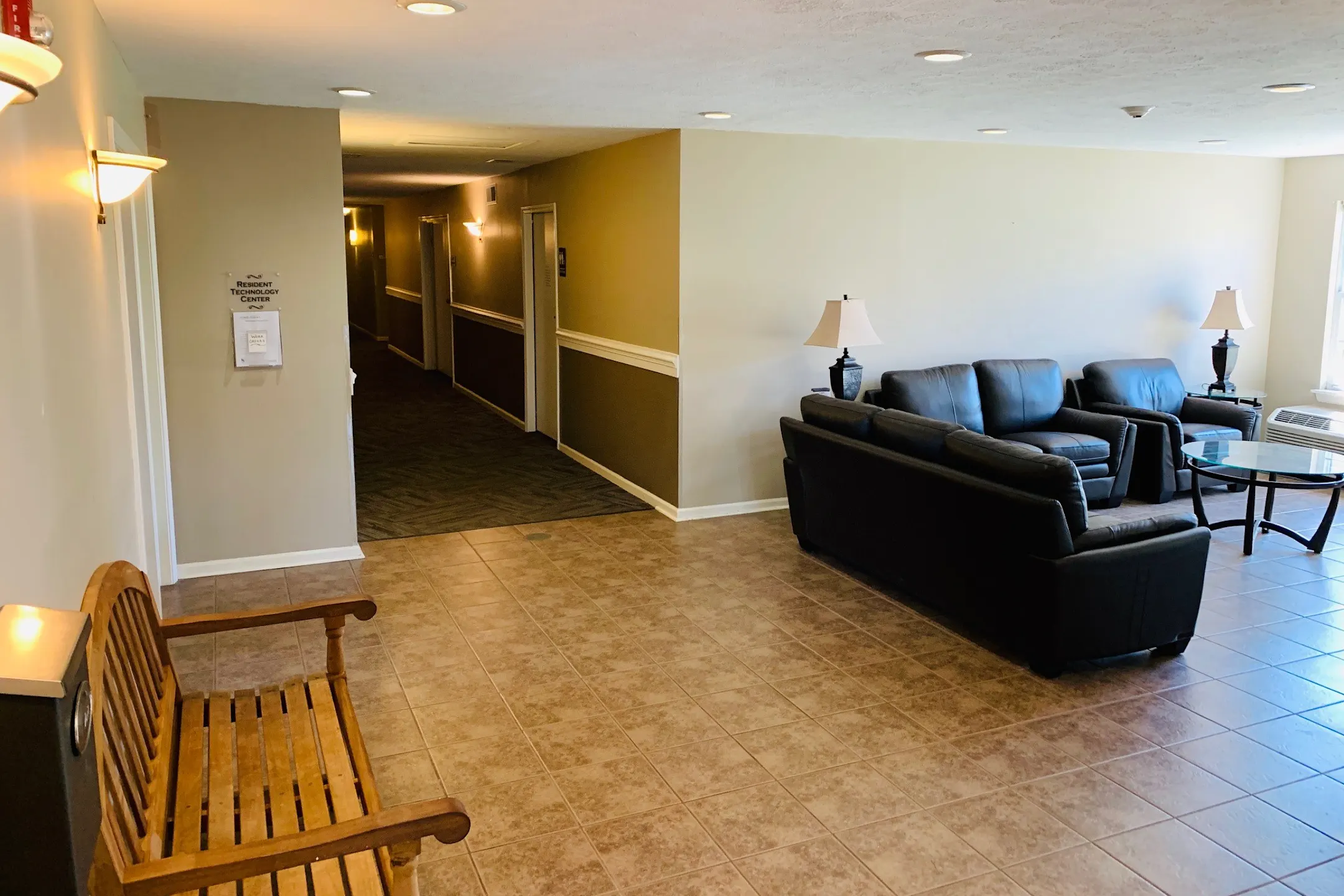 Courts of Colfax Apartments 600 N Colfax St Warsaw, IN Apartments