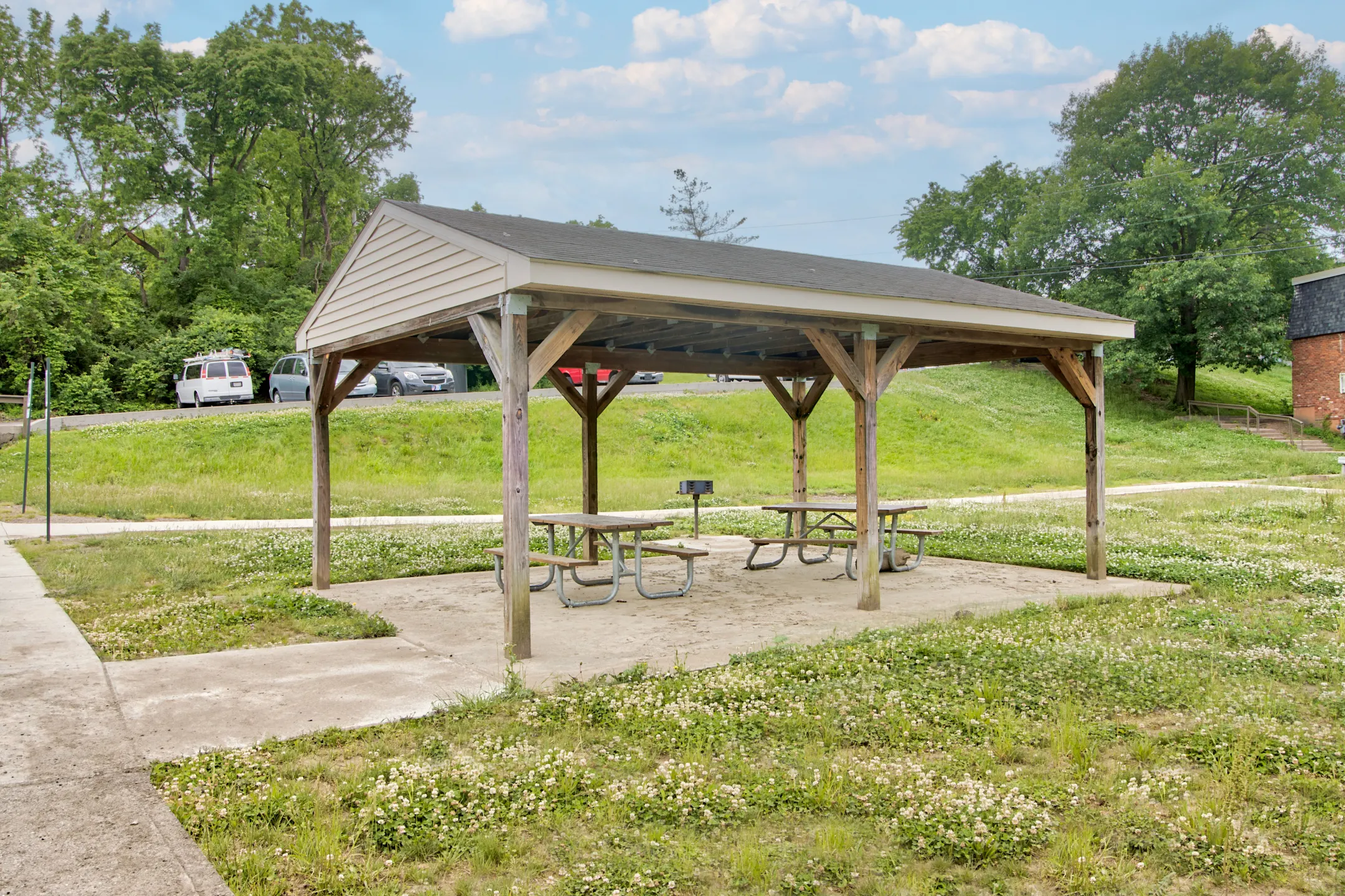 The Park at Springdale 1235 Chesterdale Dr Cincinnati, OH