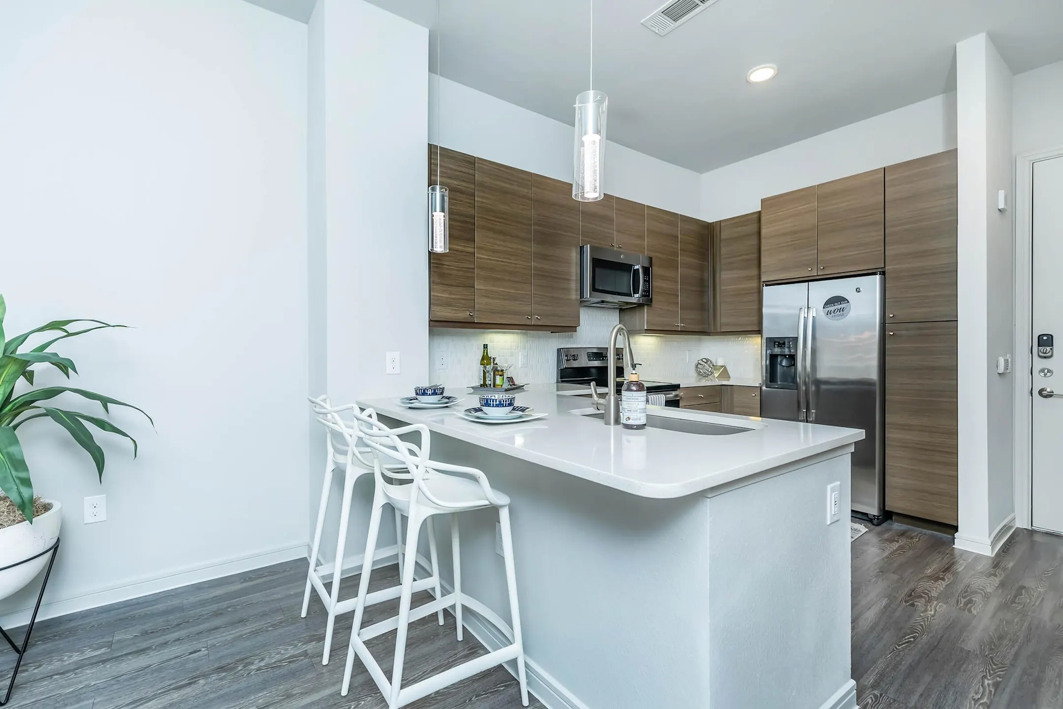 Kitchen - Uptown @ Cole Park - Dallas, TX