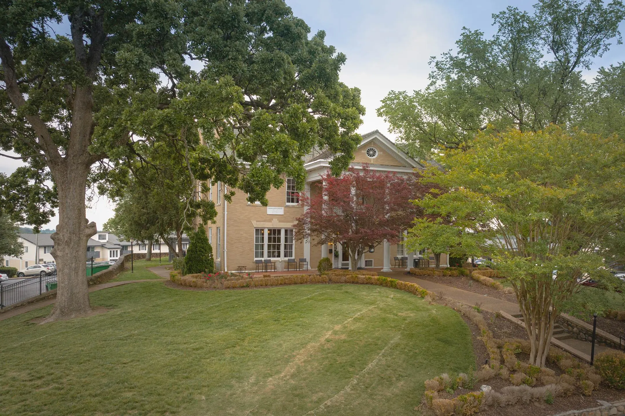 Riverview North Apartments - Chattanooga, TN 37405