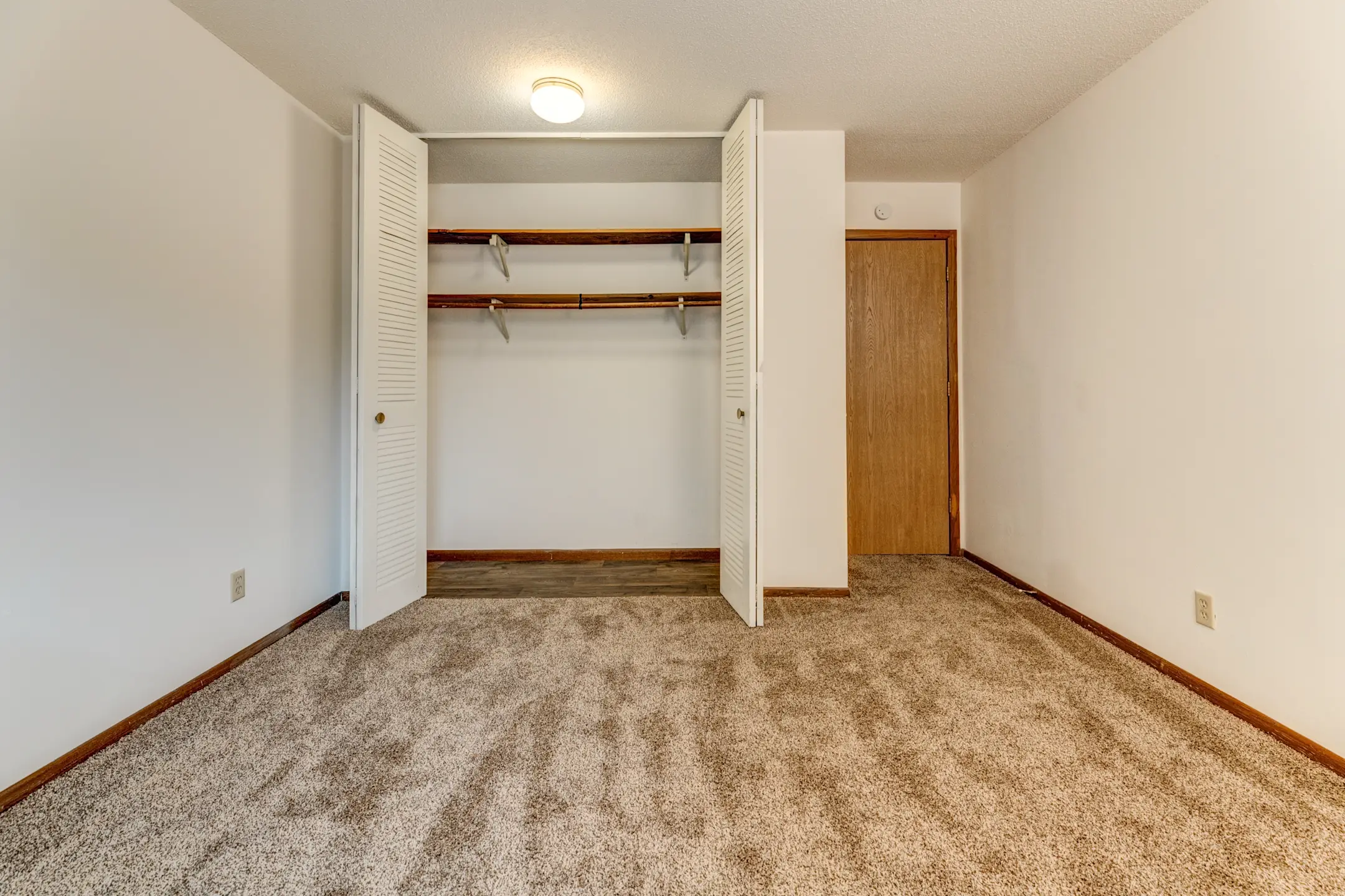 Sunset & Riverview Estates Apartments Champlin, MN 55316