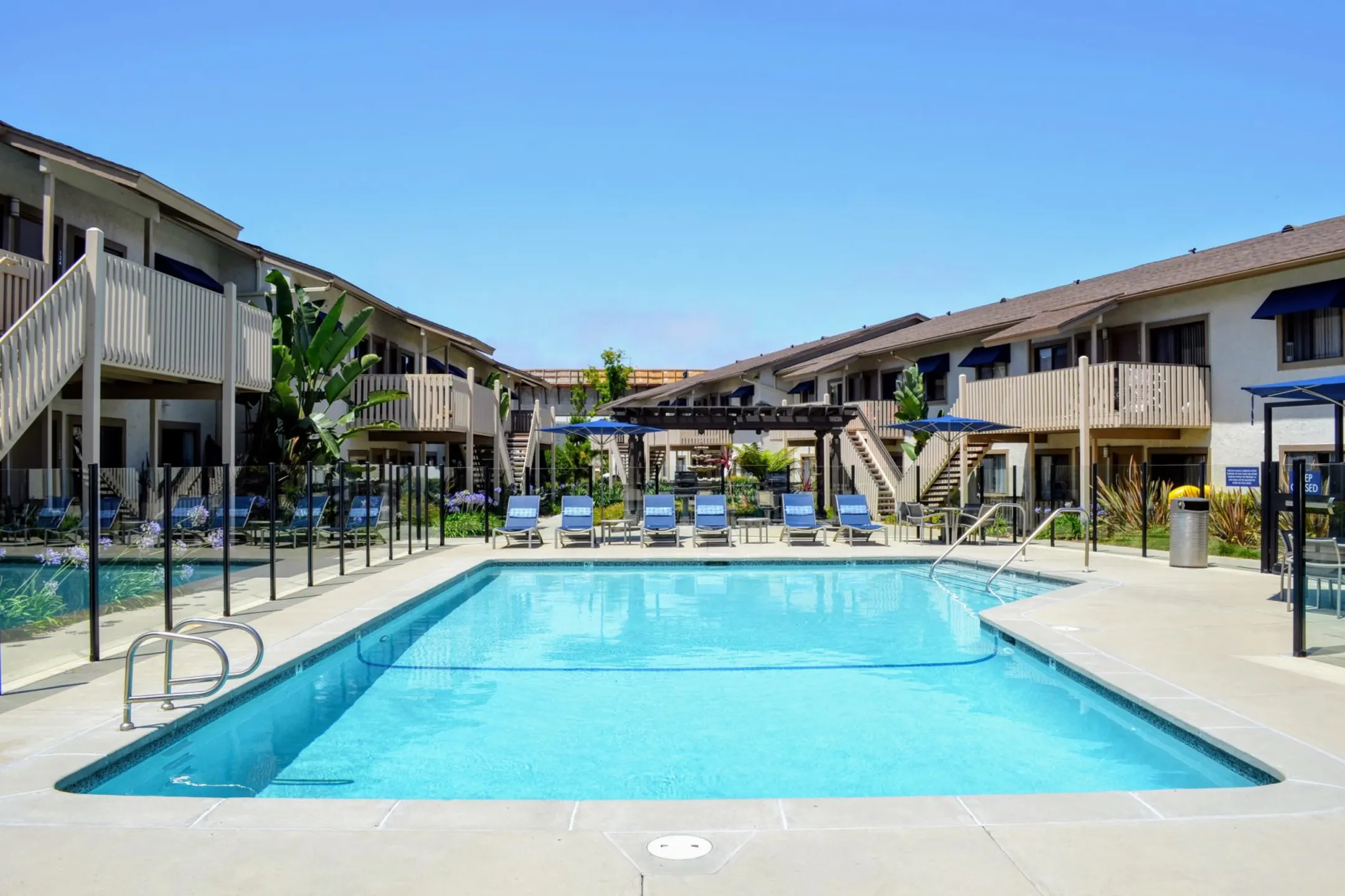 Pool - La Jolla Canyon - San Diego, CA
