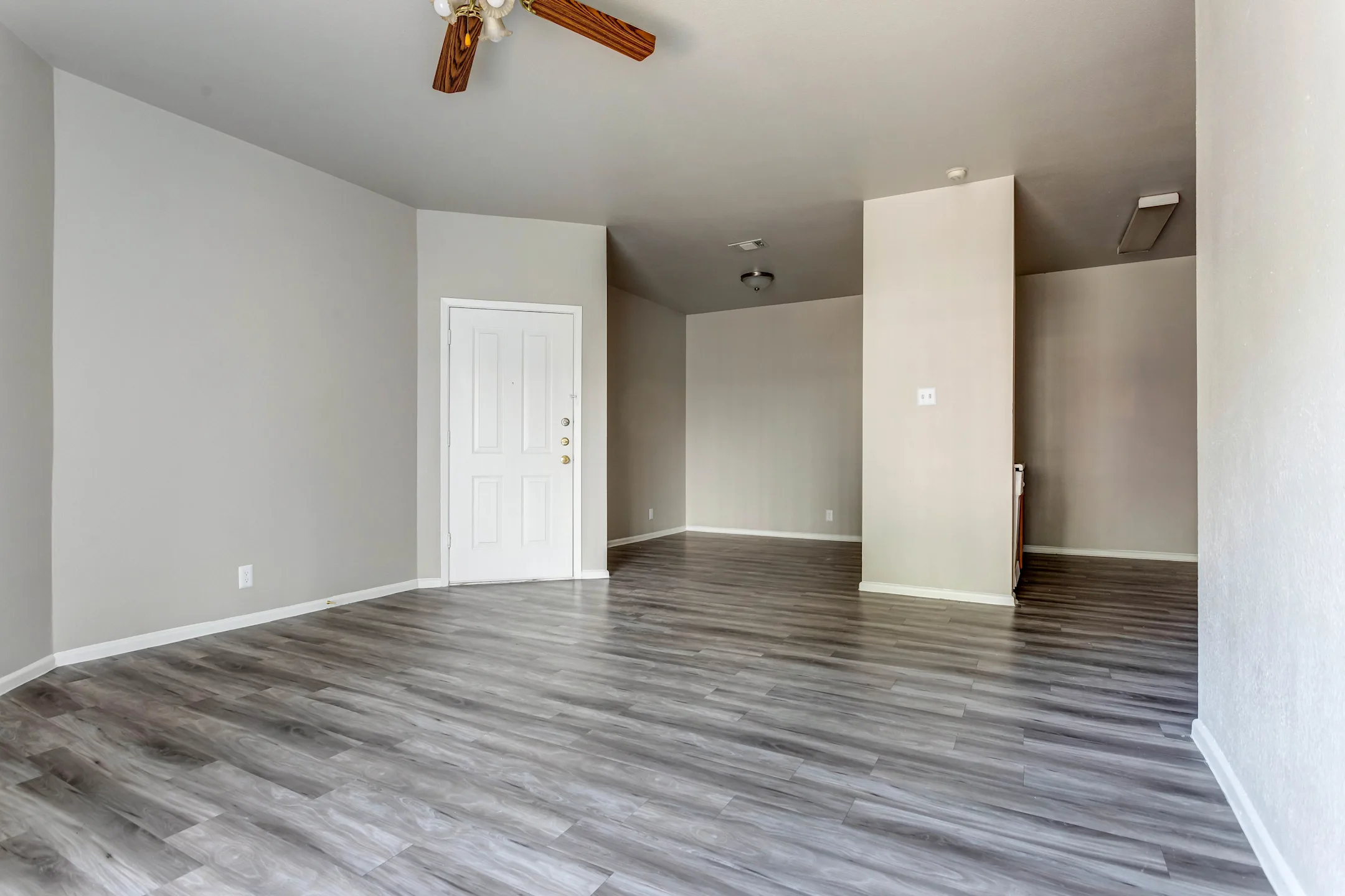 The Oaks at La Cantera 15726 Chase Hill Blvd San Antonio, TX