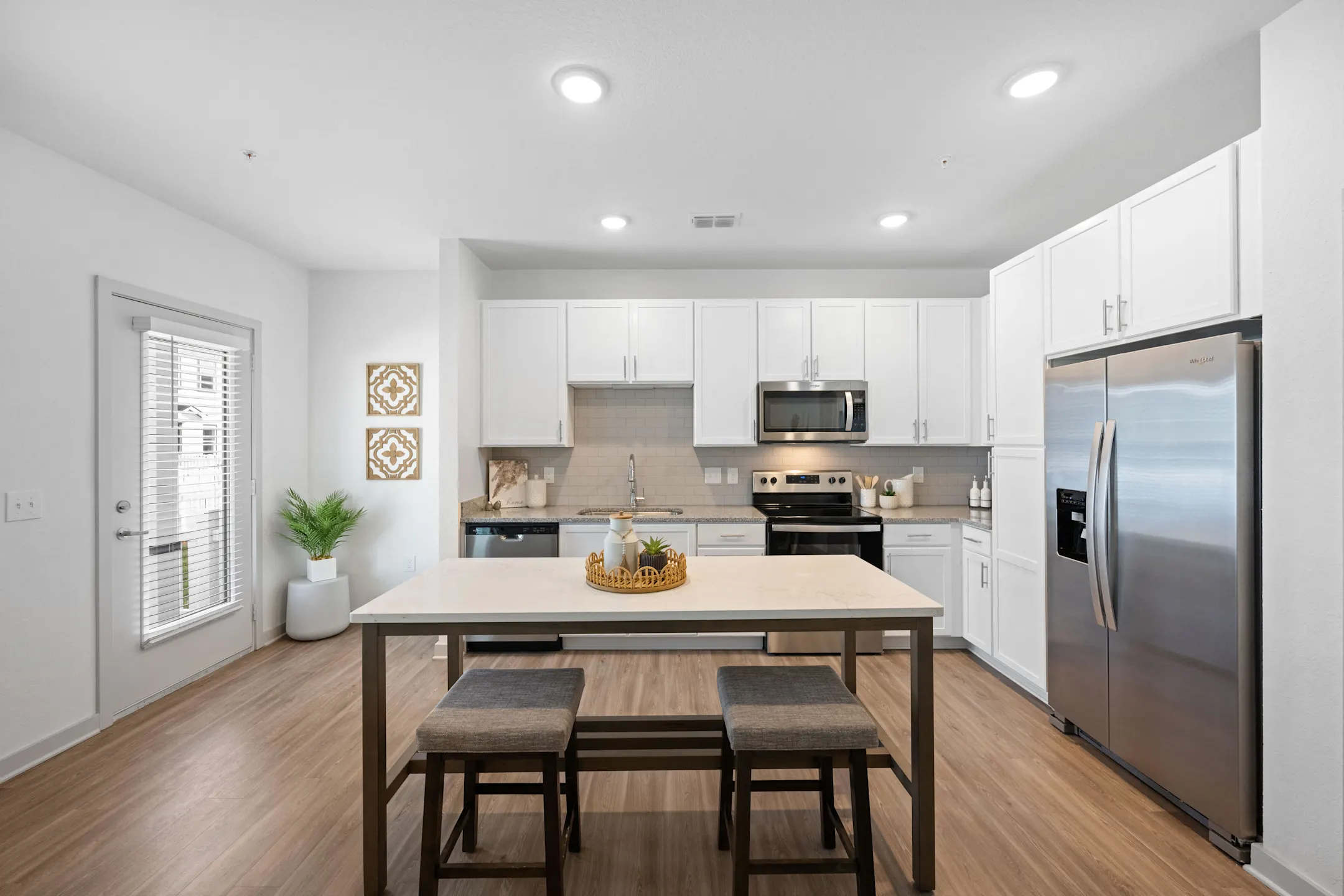 Novo Gateway 11260 Florida 82 Fort Myers, FL Apartments for Rent