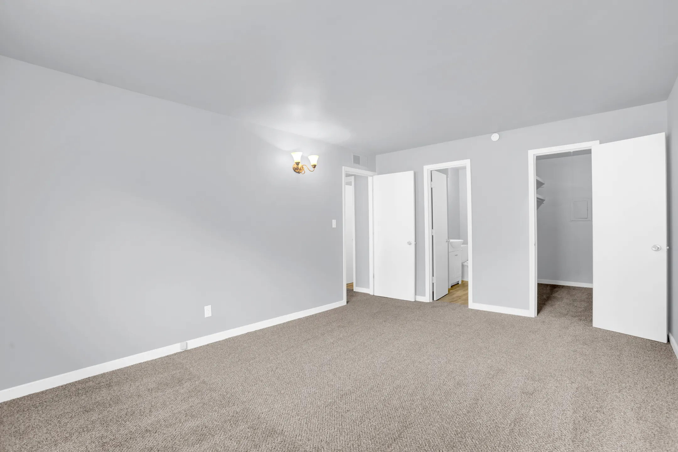 West Hills Apartments Apartments Lawrence, KS 66044