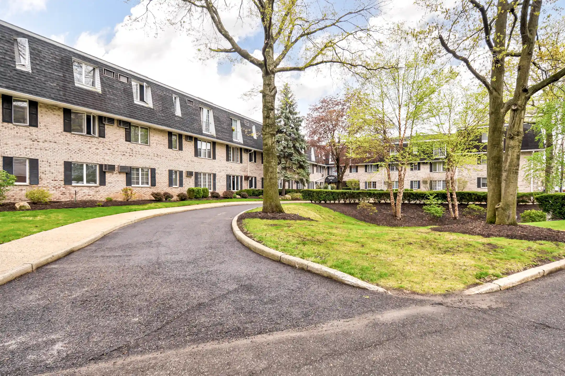 The Madison Apartments Westwood, NJ 07675