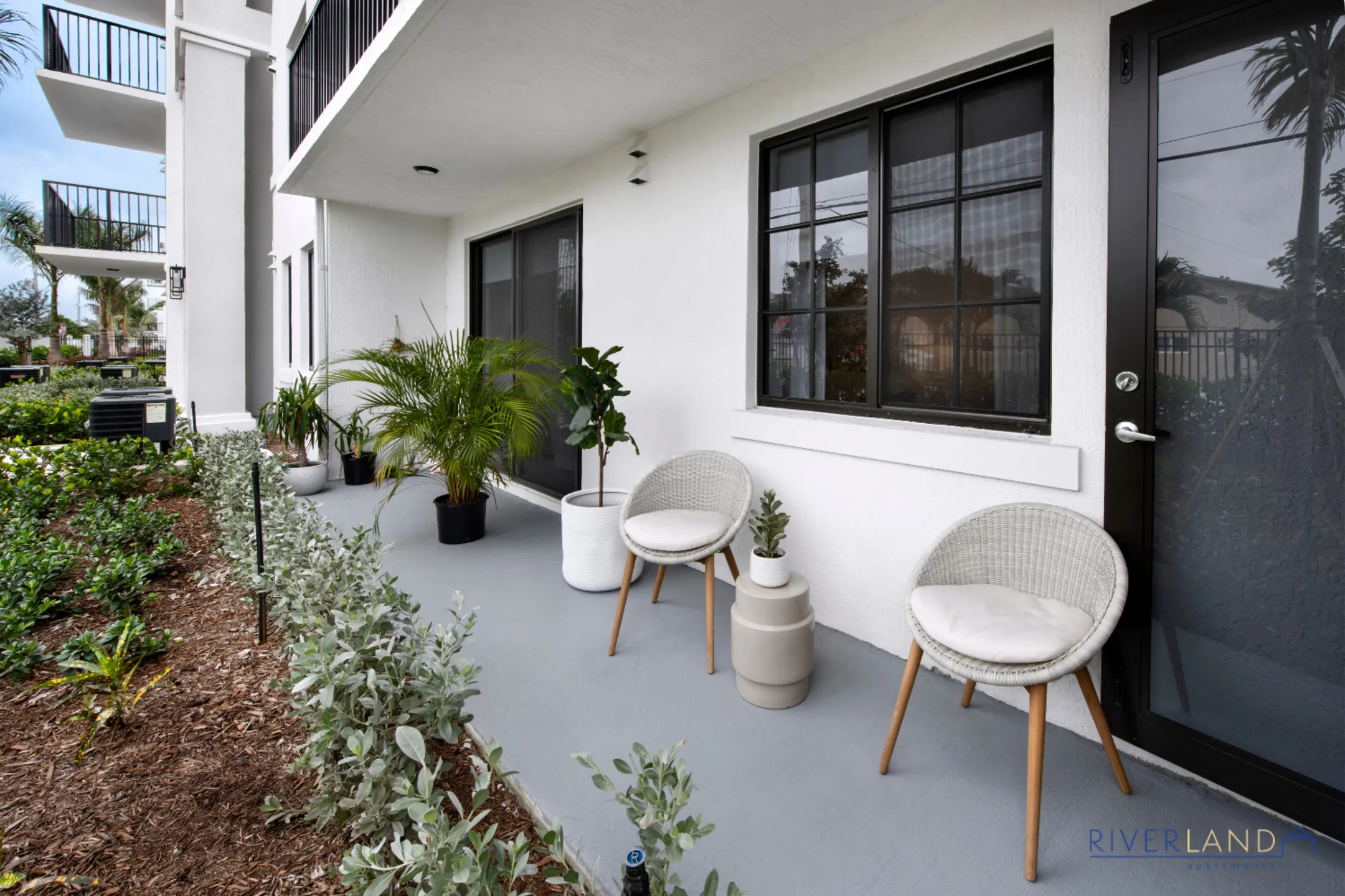 Riverland Apartments 420 SW 27th Ave Fort Lauderdale, FL Apartments