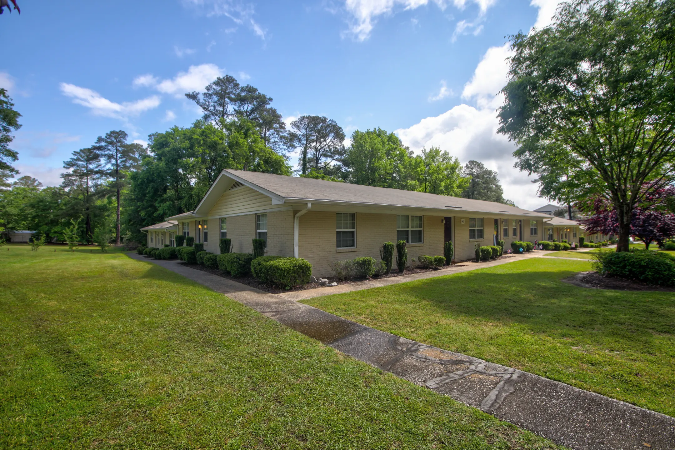 Autumn View Apartments - Fayetteville, NC 28311