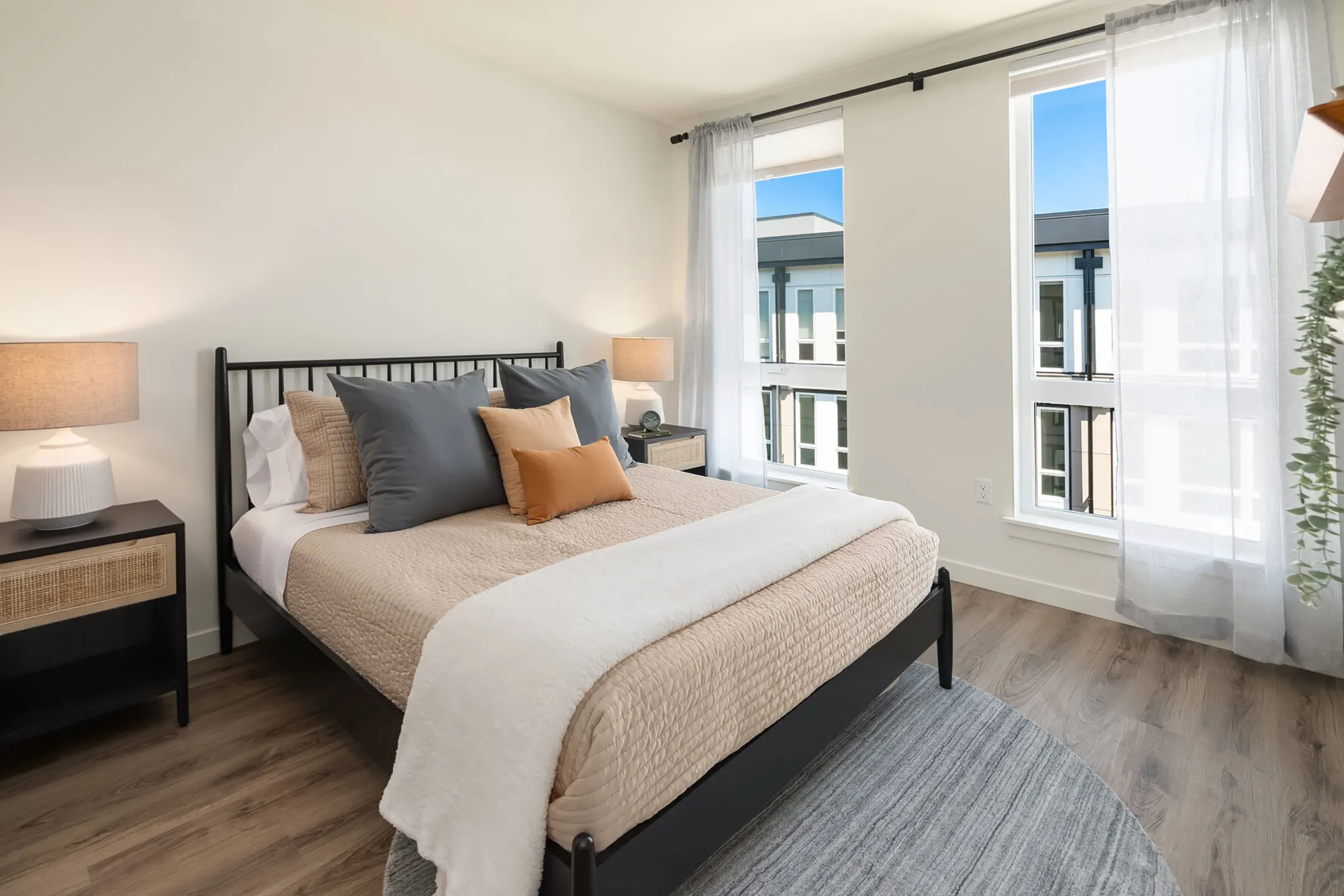 Bedroom - Broadstone Strata - Seattle, WA